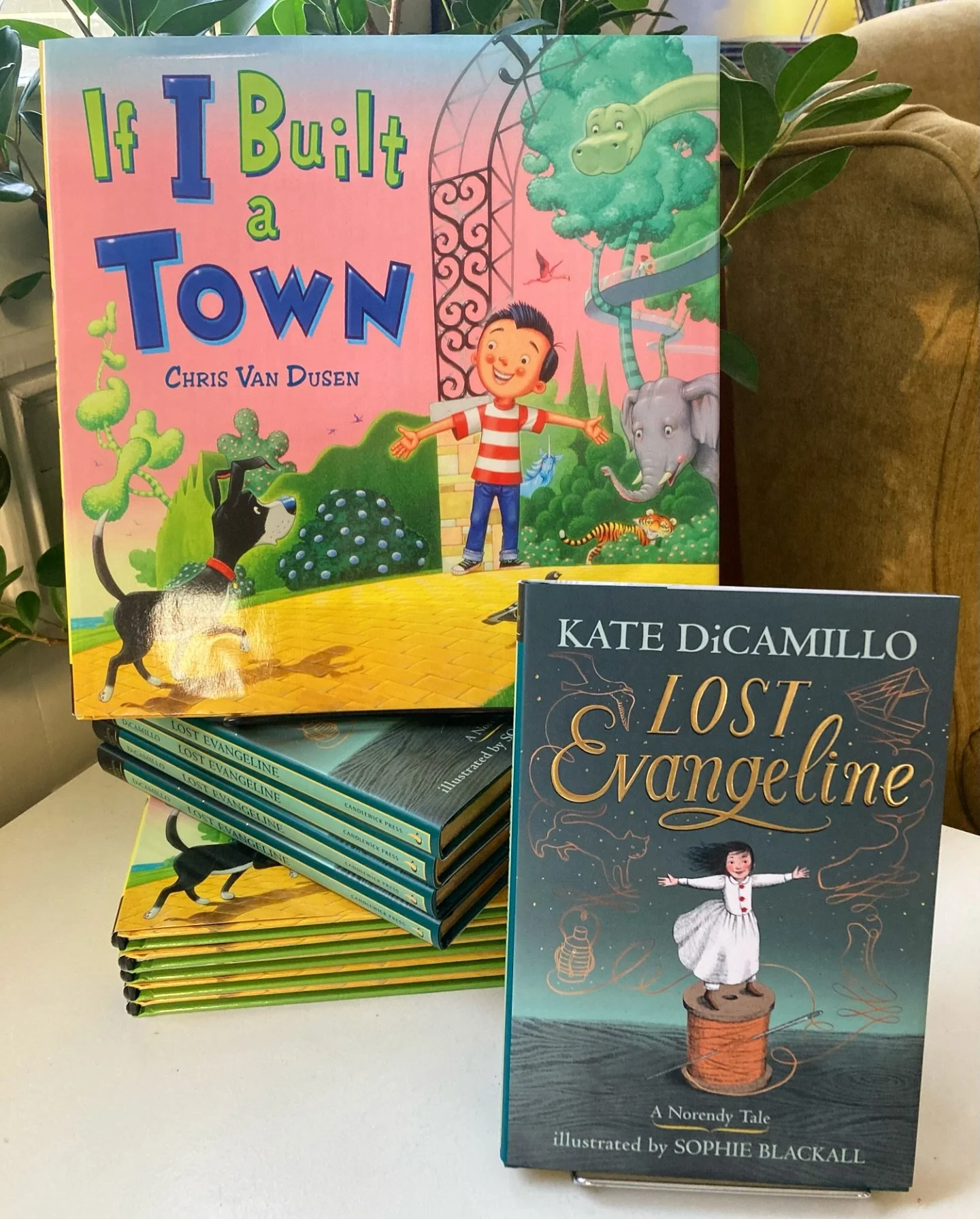 New stories by Chris van Dusen and Kate DiCamillo, our very favorite authors of children's-literature-for grown-ups-too. 😊📚 #ifykyk #weekendreading #childrenslit #compassrosebooks #visitcastine #candlewickpress #penguinrandomhouse #readoutloud