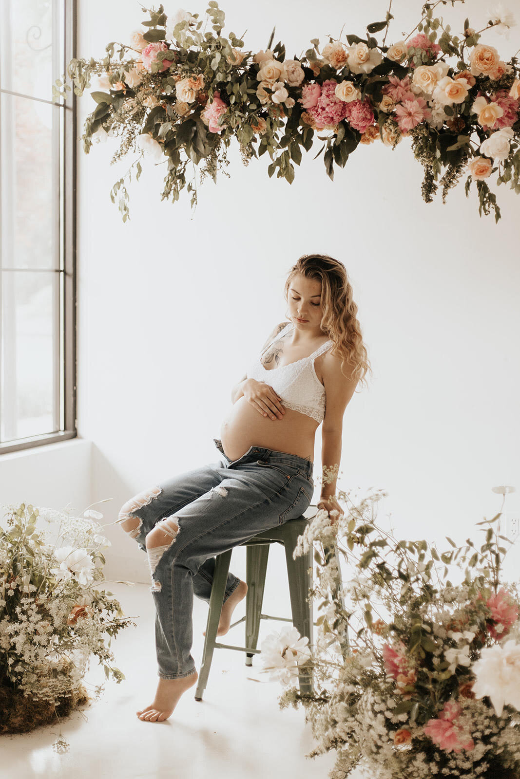 maternity florals studio.jpg