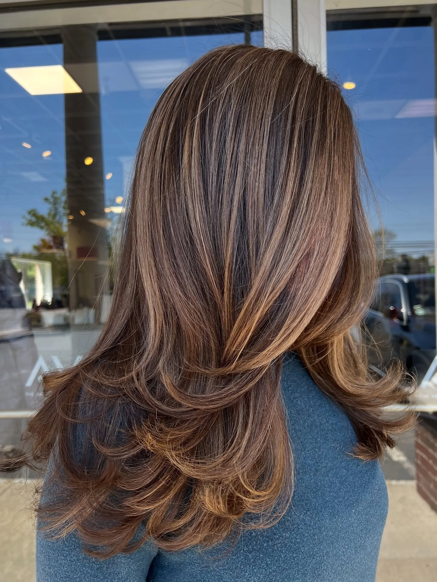 You can&rsquo;t control your family this holiday season&hellip; but you can control your hair appointment. 😉 

The blowouts are limited, the holiday selfies aren&rsquo;t. Lock it in, babe. 🔐 This is your sign to pre-book ✨ 

To BOOK: ☎️732.536.8500