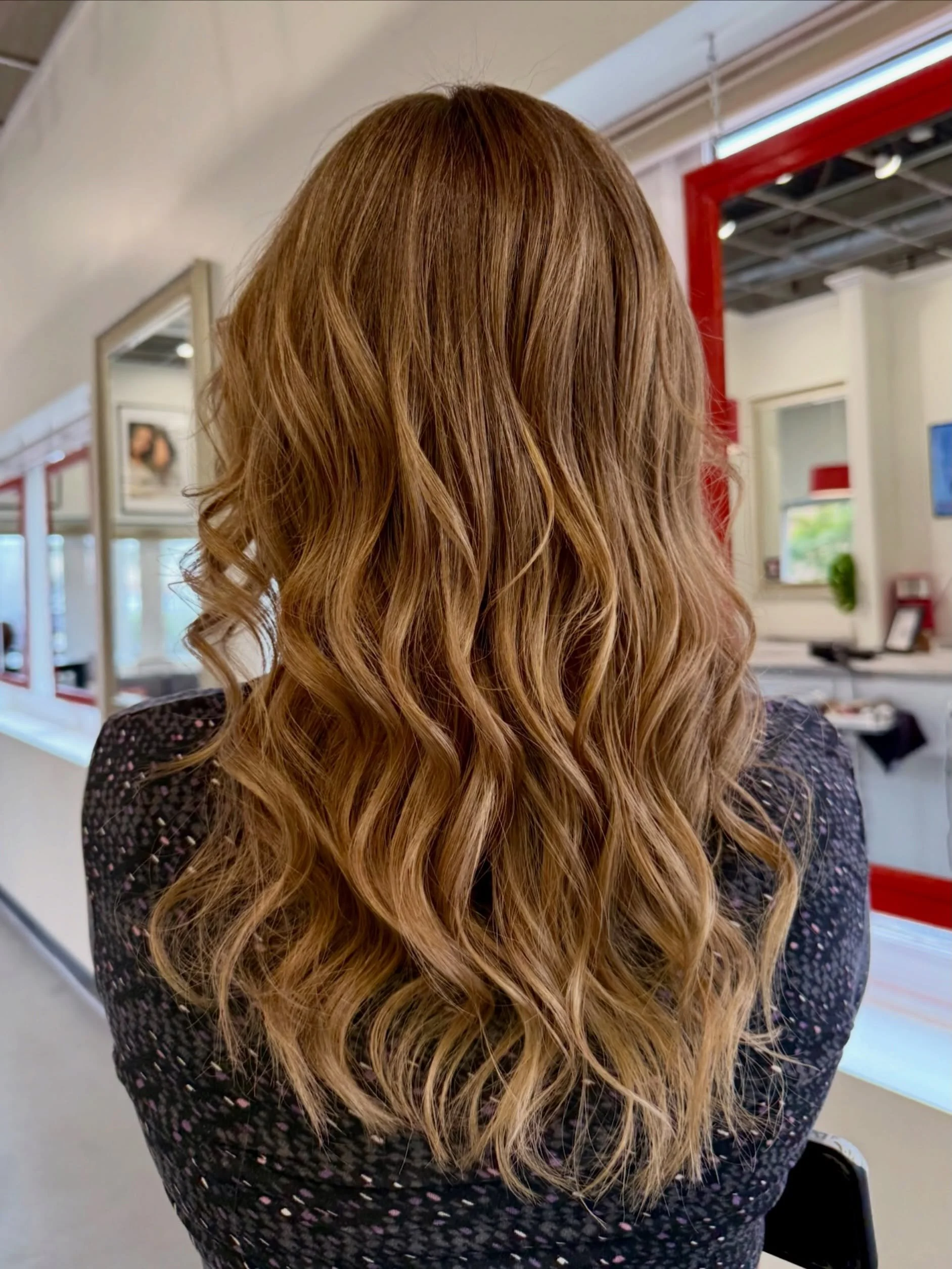 Mother&rsquo;s Day plans include a fresh blowout, a little self care, and one hour where nobody says &ldquo;mommmm&rdquo; 😭✨

Soft layers, bouncy volume, iced coffee in hand, and walking out feeling like yourself again >>>>

Happy Mother
