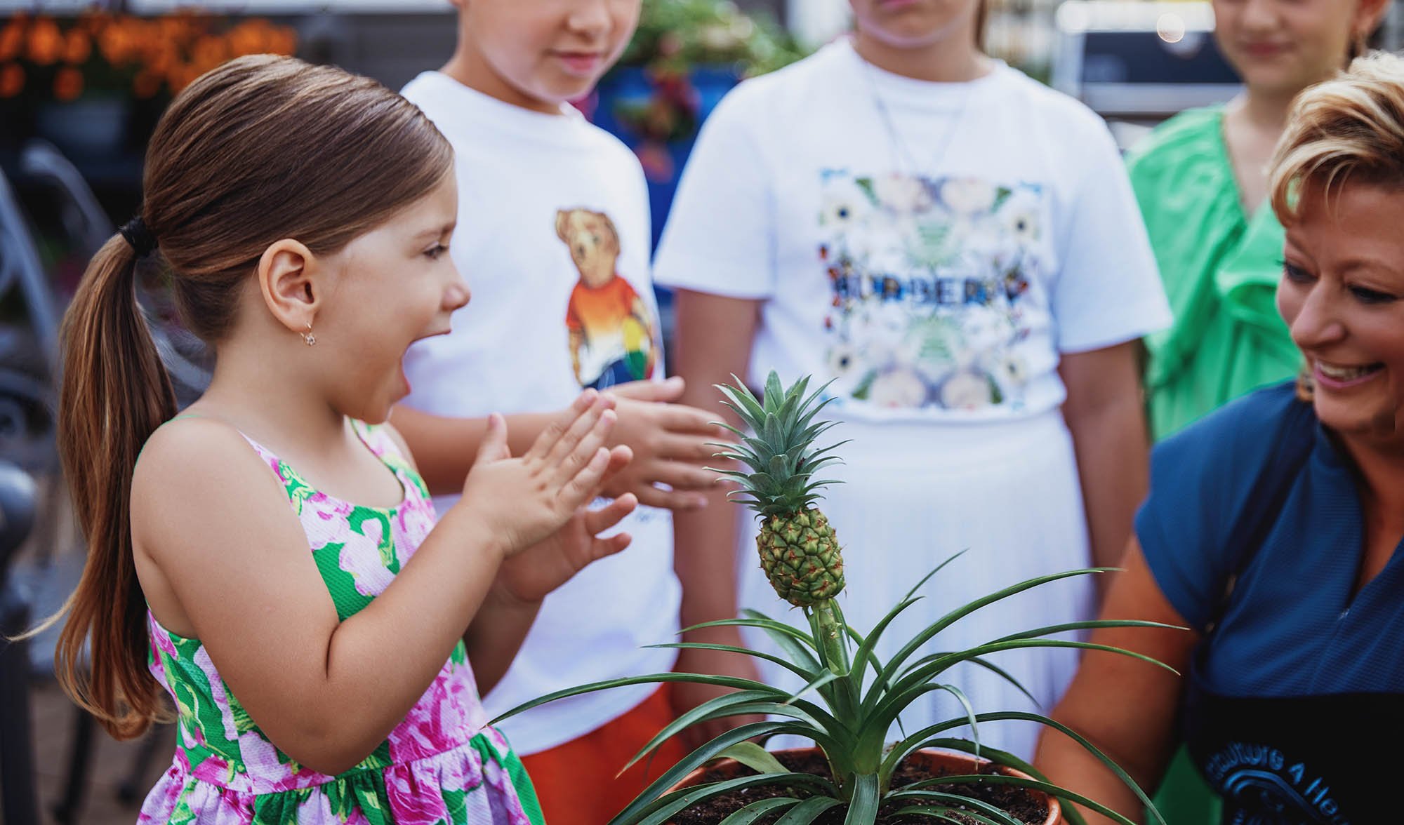 A little girl experiencing horticulture session with Kelly Warnick