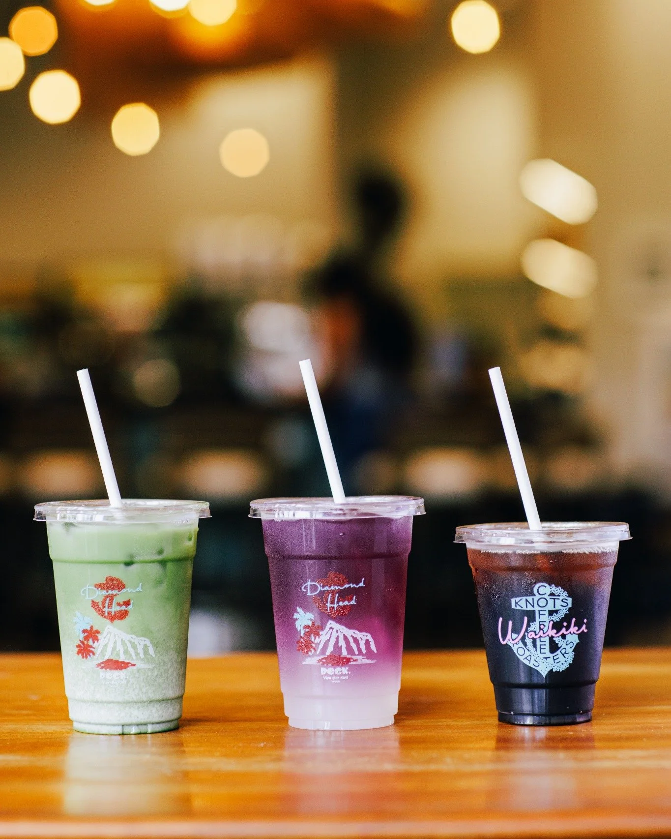 Plenty of drink options for every mood❤️

Knots Coffee Roasters. Waikiki
Open daily 6:00AM - 4:00PM
Happy Hour 2:00PM - 4:00PM
@queenkapiolanihotel Waikiki, Hawaii