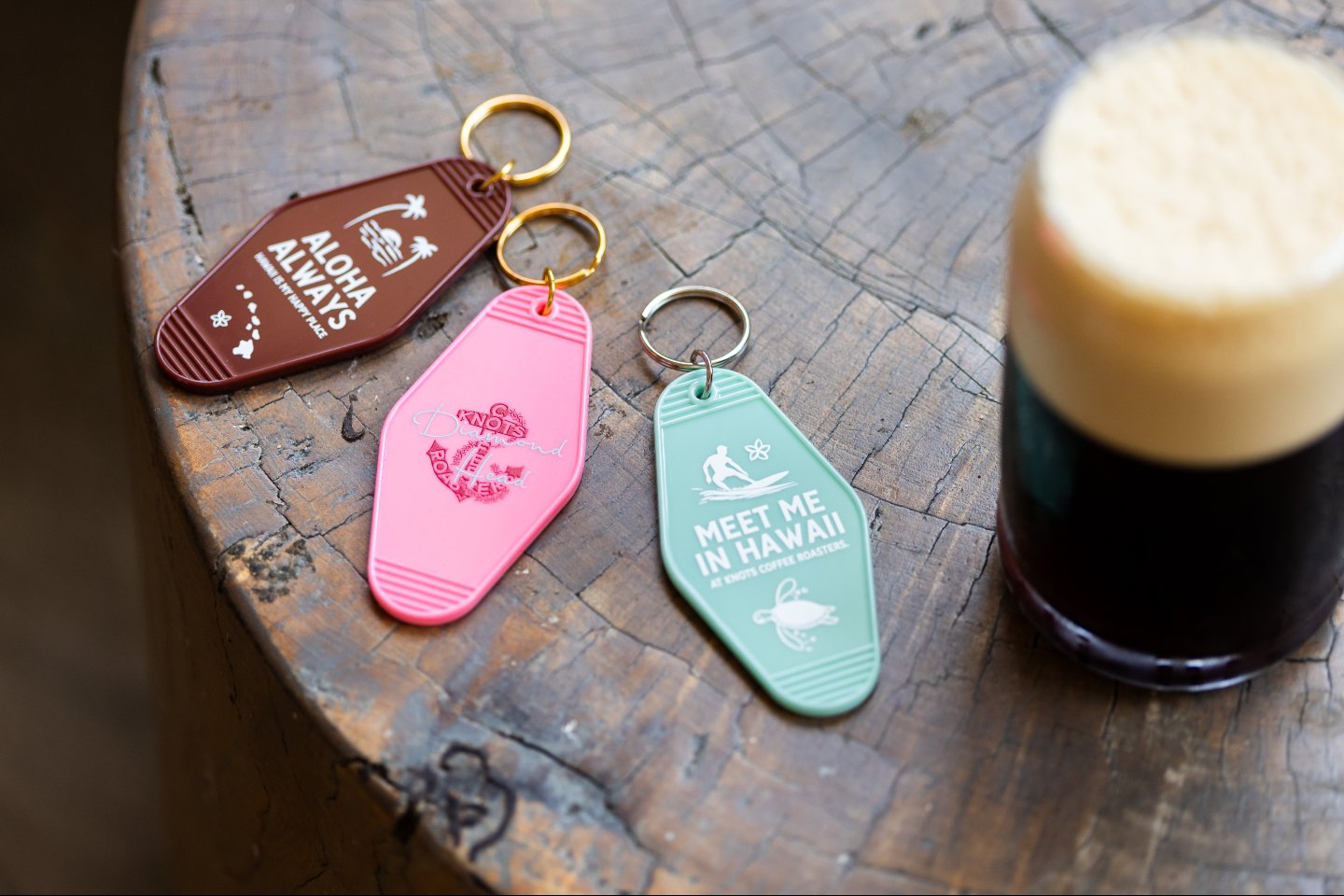 Take a little piece of Knots Coffee Roasters with you wherever you wander ☕️🗝️