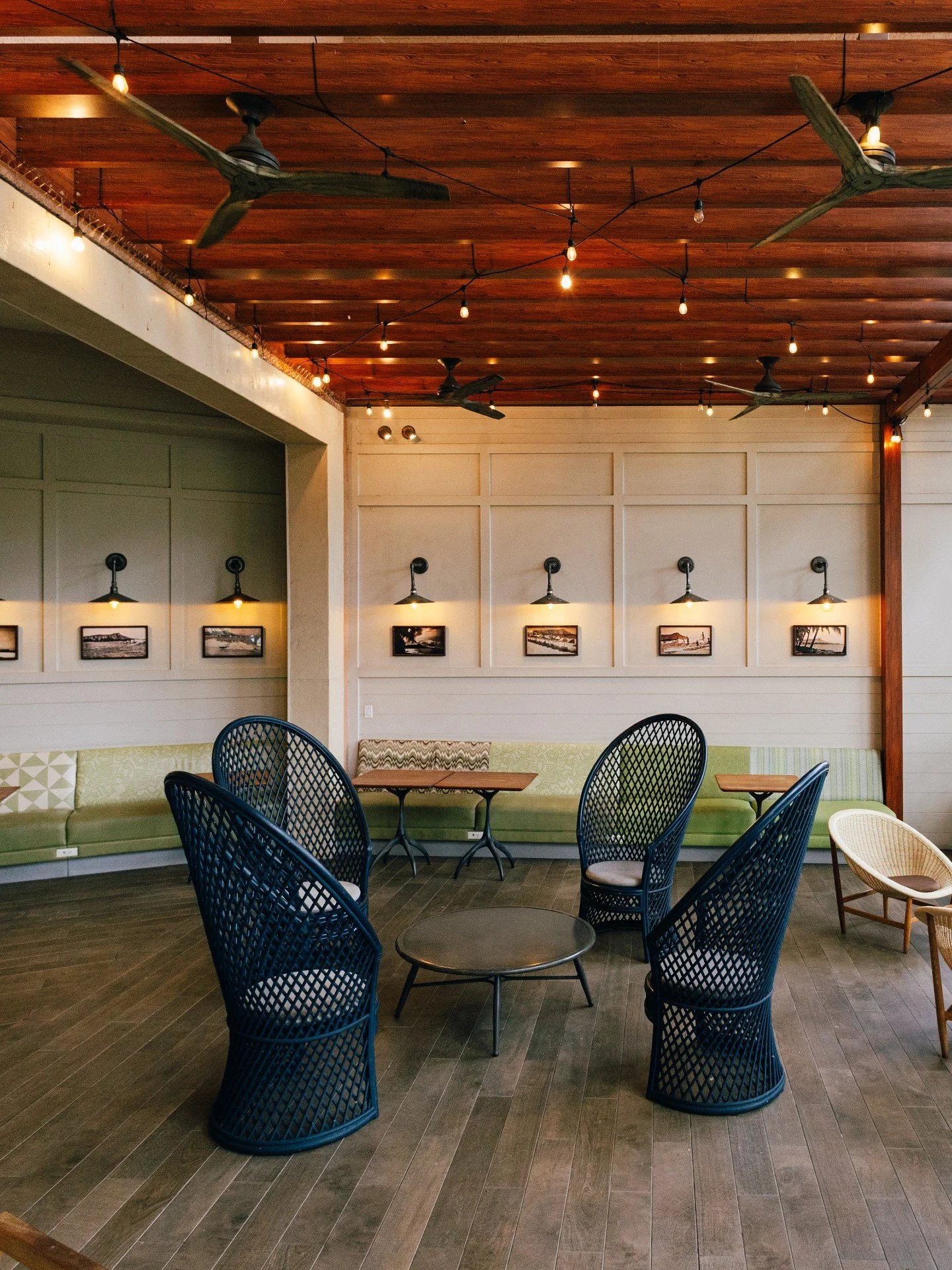 Get cozy in our lounge chairs🍃

📍Knots Coffee Roasters.
Lobby of @queenkapiolanihotel Waikiki, Hawaii
Open daily 6:00AM - 4:00PM
Happy Hour 2:00PM - 4:00PM