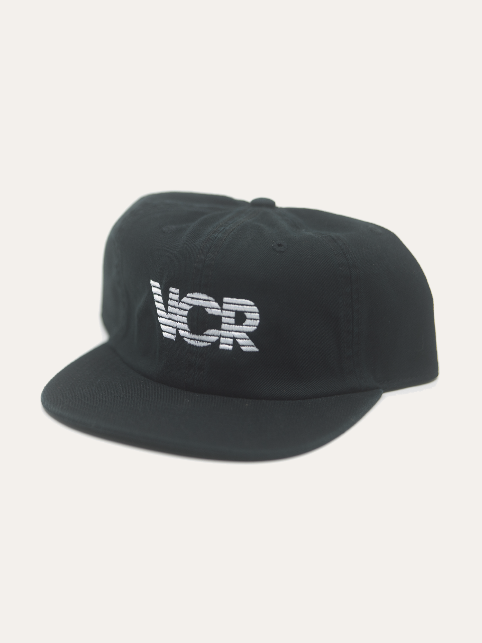 VCR-H001b-BLACK-2023_Web 3-4.png