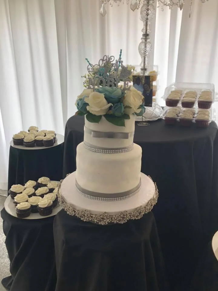 Wedding Cake 23.jpg