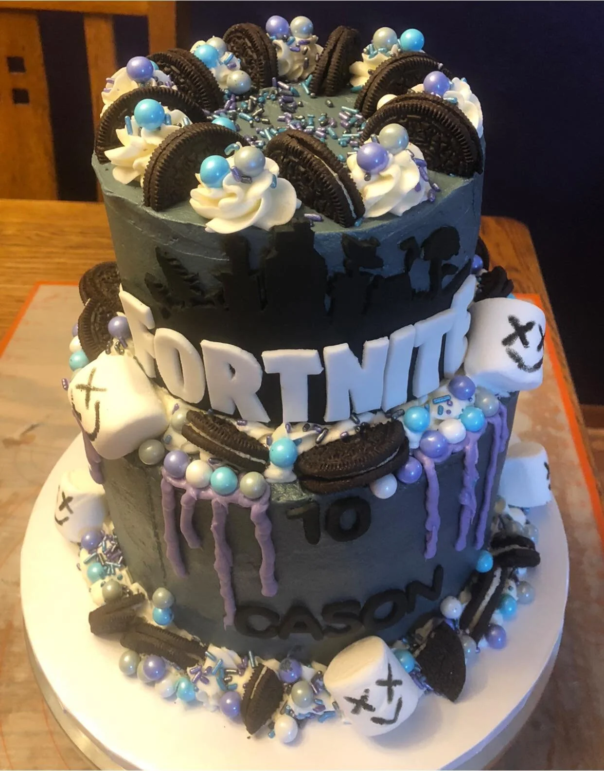 Fortnite Bday cake - Copy.jpg