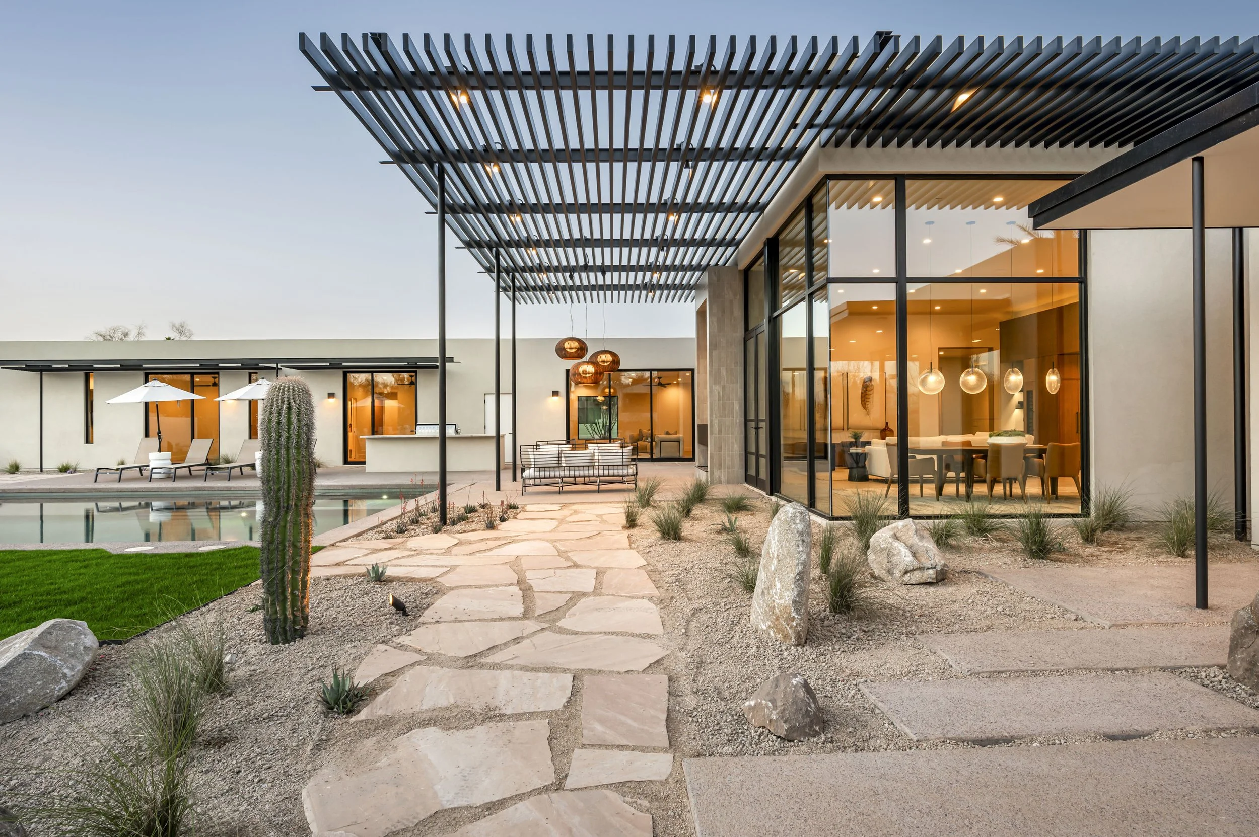 5287 N Invergordon -66.jpg