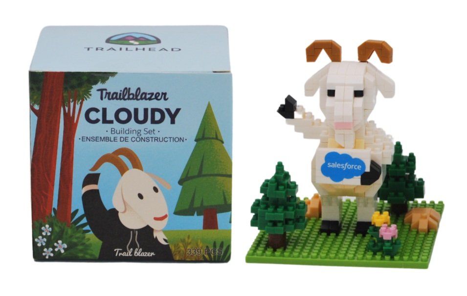 Cloudy+Brick+Set+With+Box.jpg