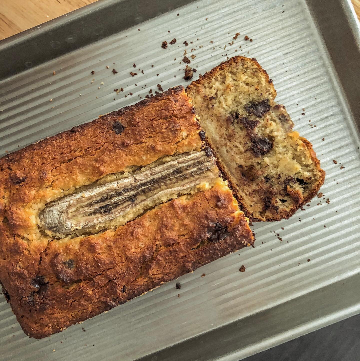 Here&rsquo;s some chocolate chip banana bread for you to look at and think &ldquo;mmm I want some.&rdquo; You&rsquo;re welcome. 
.
.
.
#doritjaffe #bananabread #baking #yummy #chocolate #deliciousfood