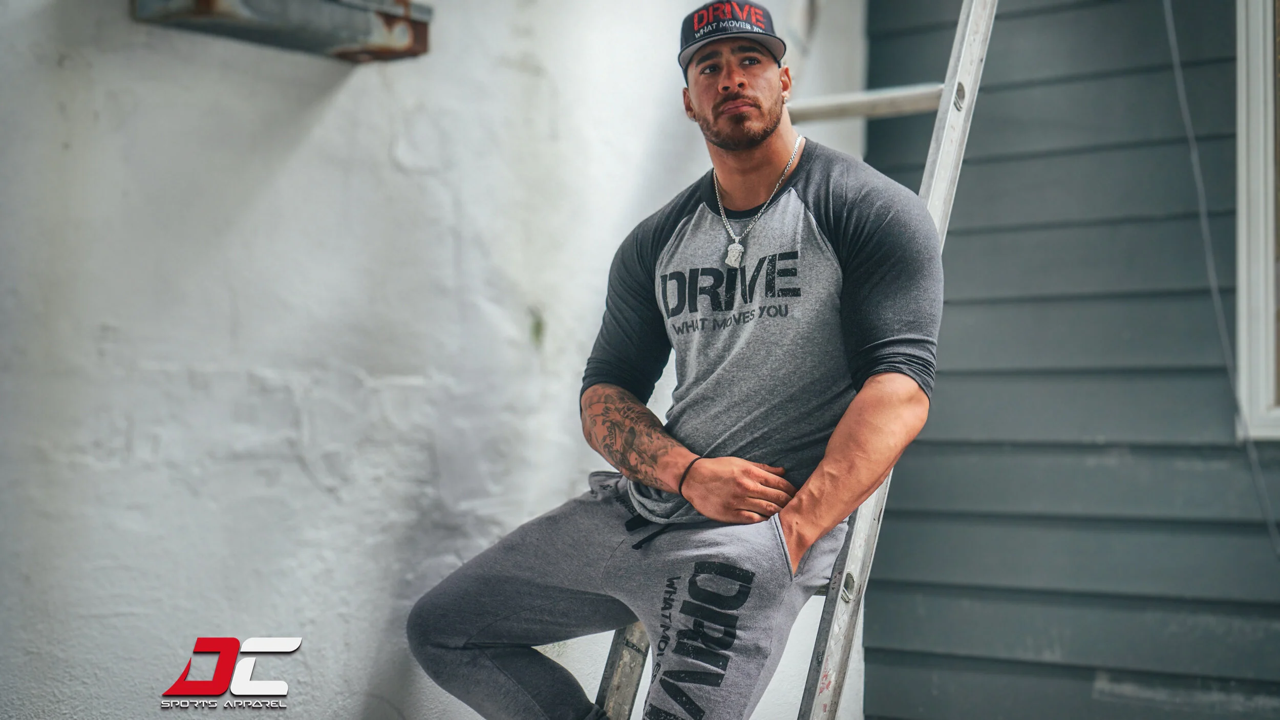 E70A5ABF-4A21-4ED4-B4C6-F5D057052F0A