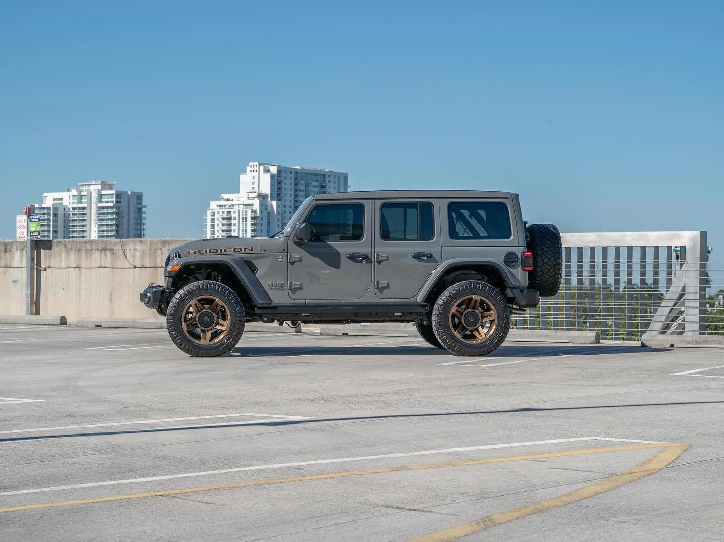 Jeep Rubicon 392 with only 7k miles. Ready for road or the trails! #jeep392 #trailrated #fercofamily #fercomotors #drivewithferco #jeepwrangler392rubicon