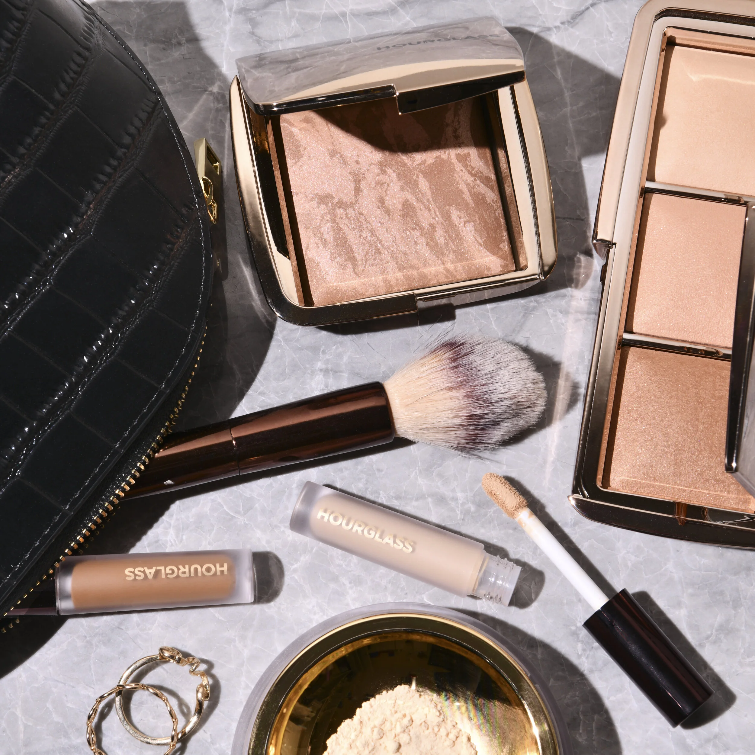 Hourglass DSC_3266.jpg