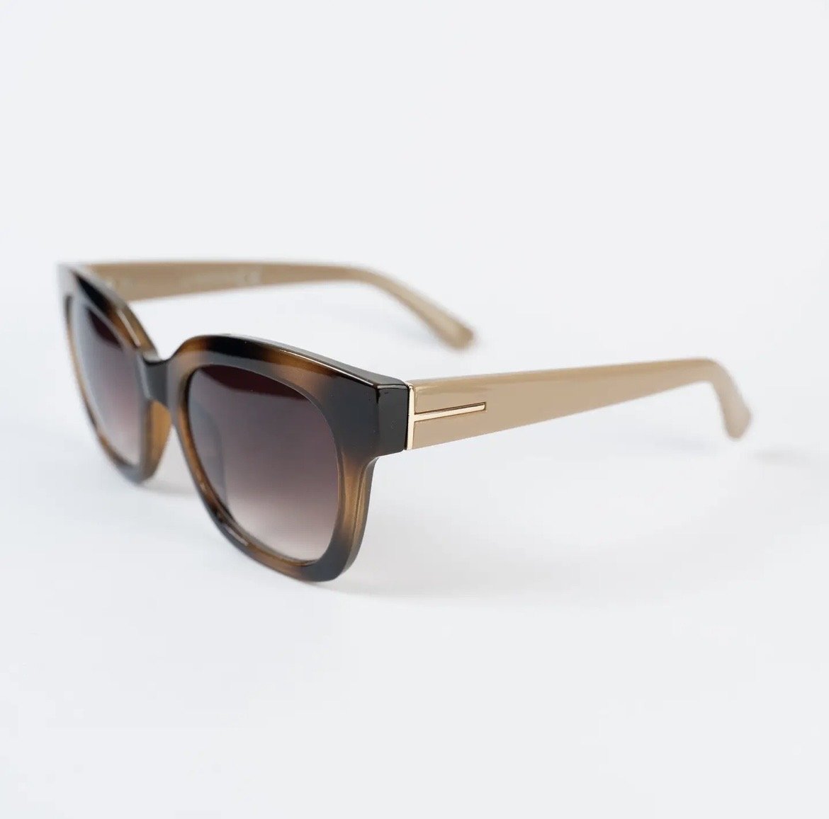 Tortoise & Dark Beige Shades