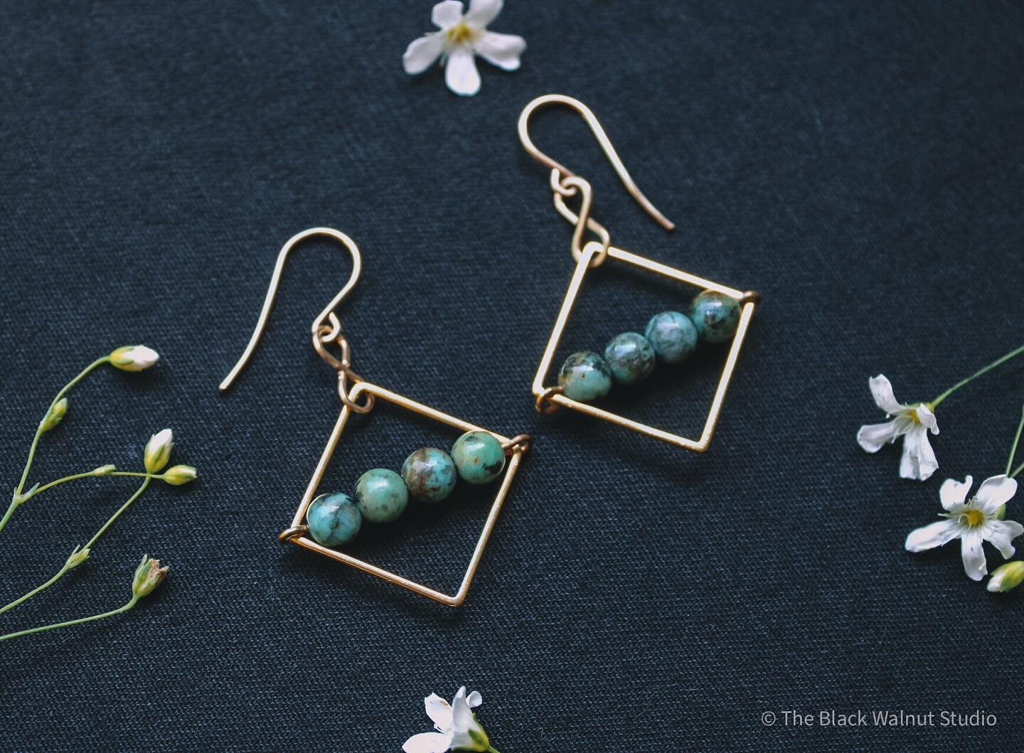 Niobe African Turquoise Jasper earrings are back in stock! 

#theblackwalnutstudio #niobe #niobeearrings #africanjasper #africanturquoisejasper #smallbusiness #jewelrymaking