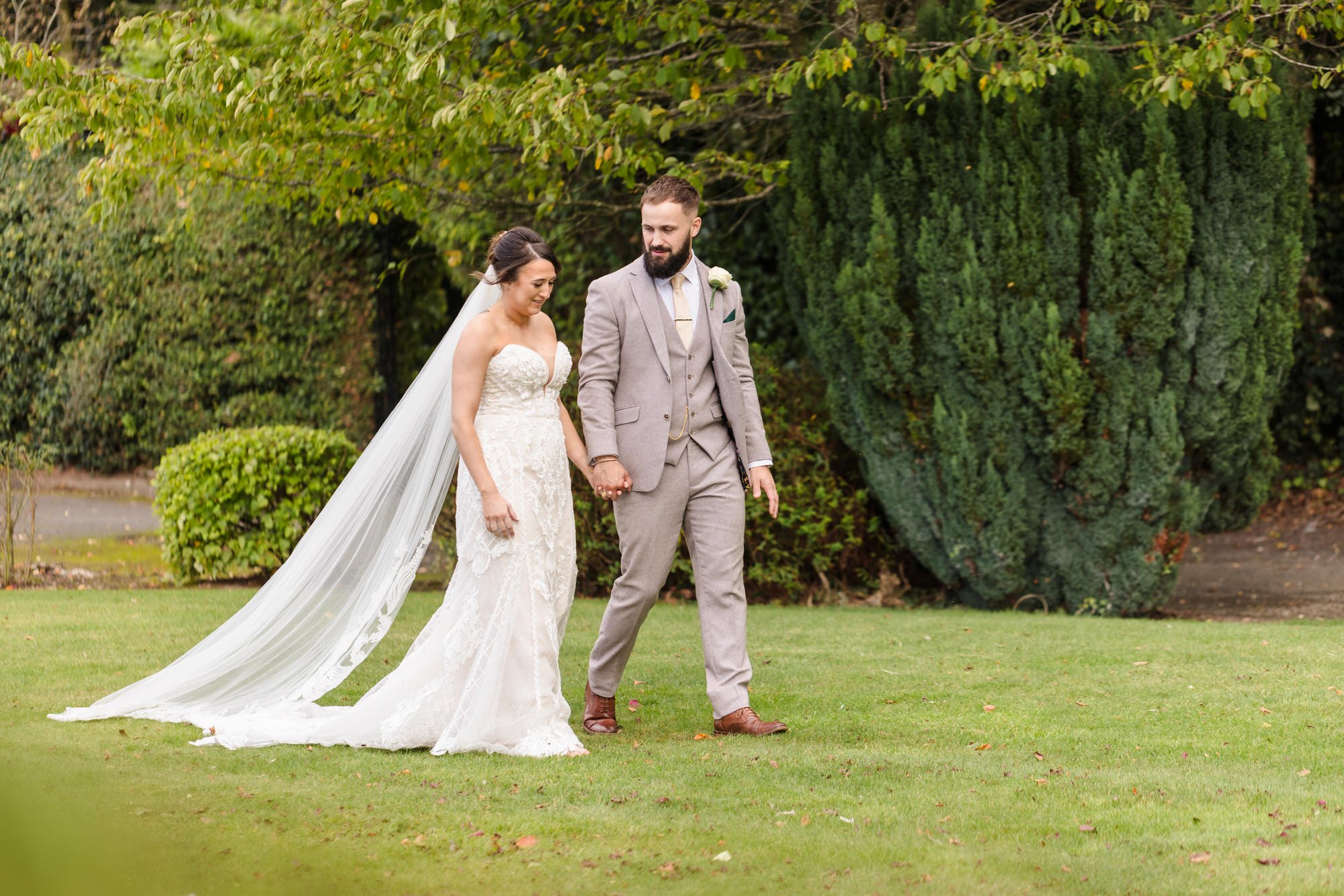 Wedding Photographer - Hogarths Stone Manor - Worcestershire-0806.jpg