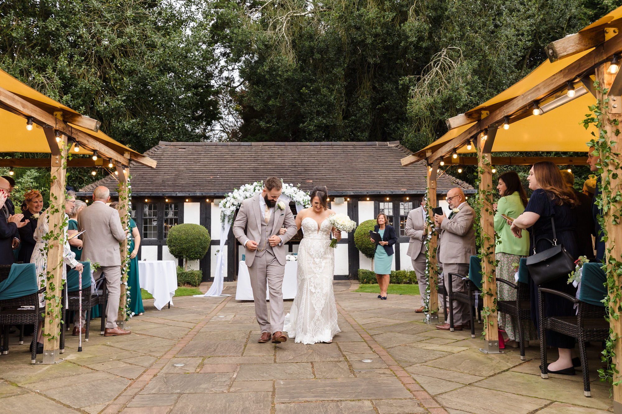 Wedding Photographer - Hogarths Stone Manor - Worcestershire-8700.jpg