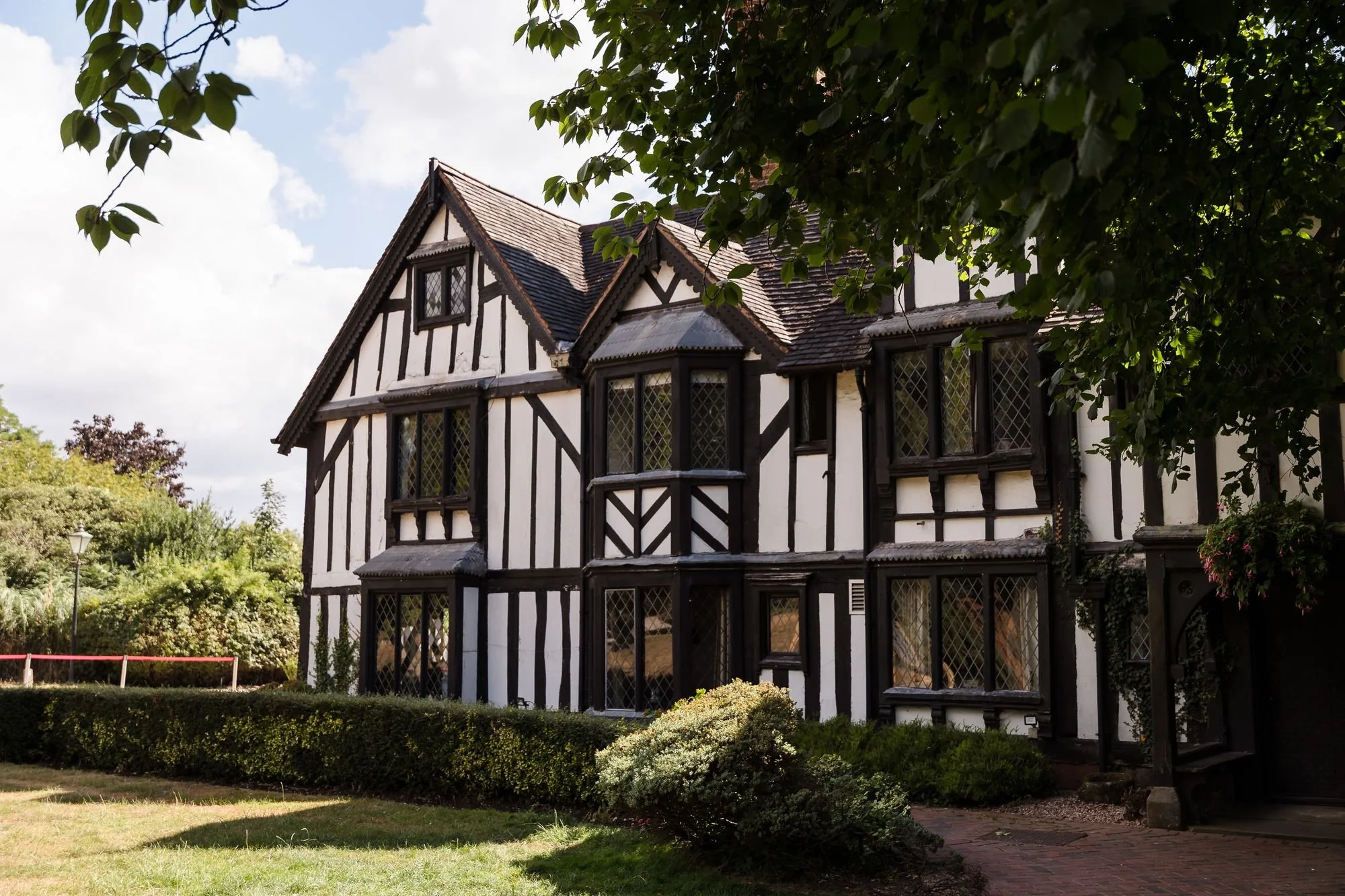 nailcote-hall-timbered-exterior-summer.jpg