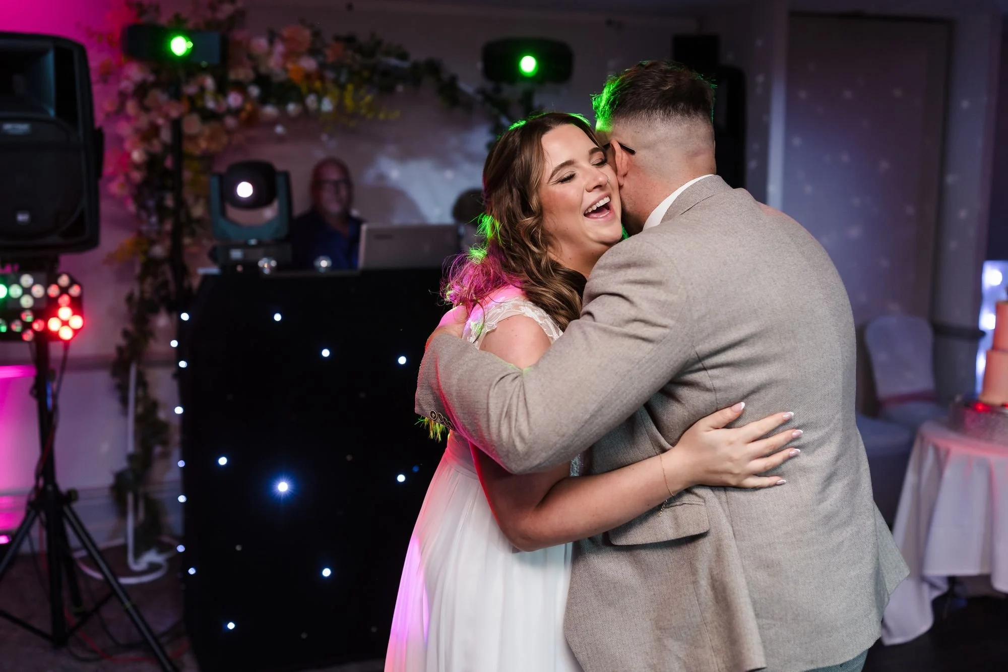 holly-and-dan-first-dance-hug.jpg