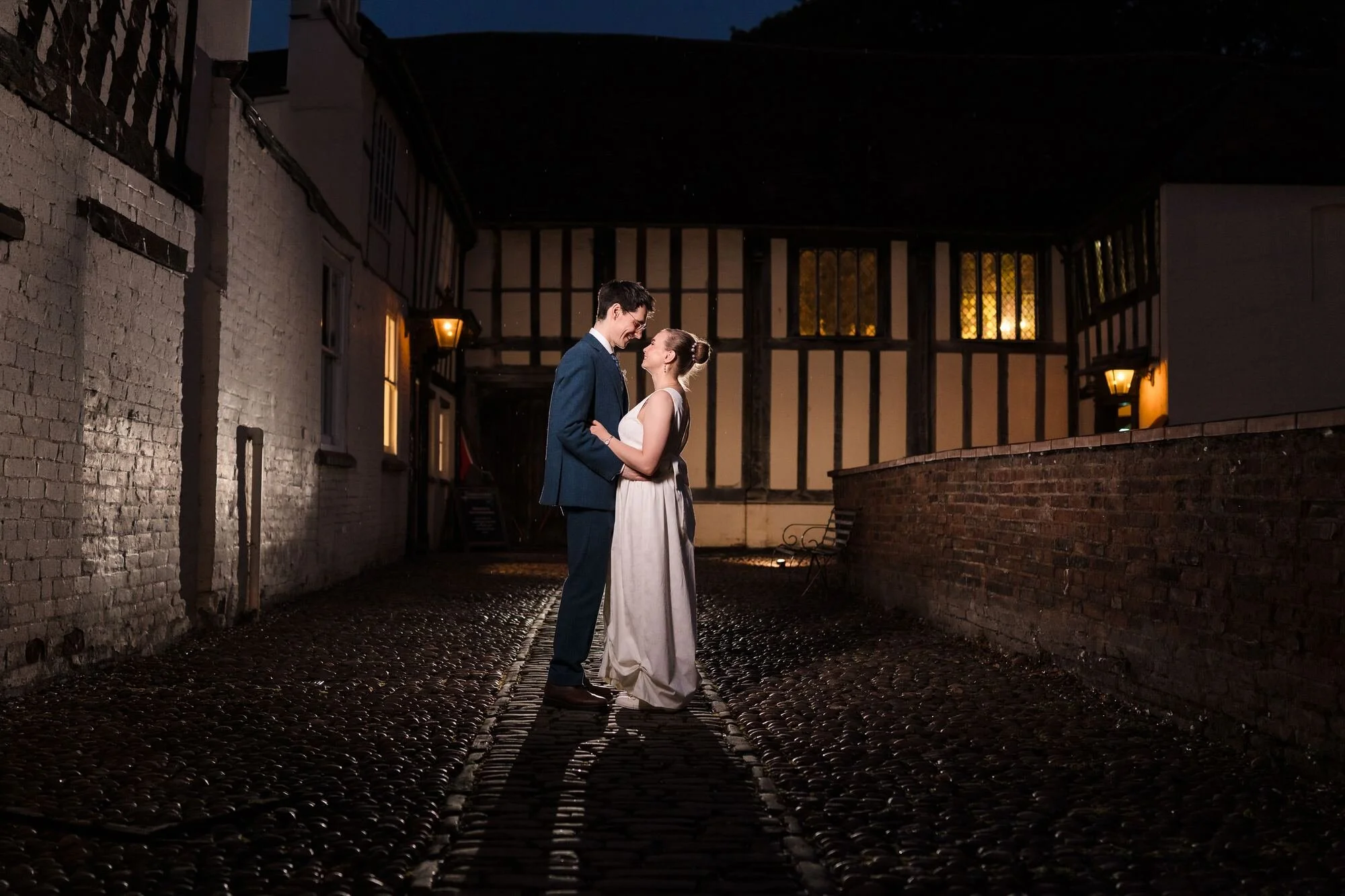 A Rainy Wedding at The Commandery, Worcester — Isabelle &amp; Chris