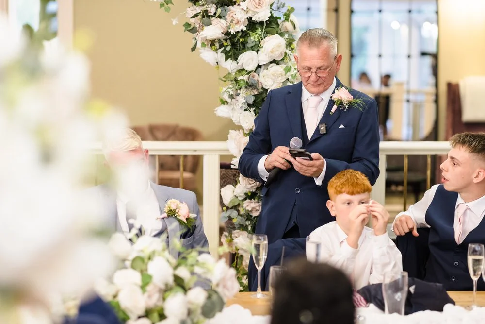 Father of bride giving speech at Hogarths Stone Manor wedding reception, documentary wedding photography