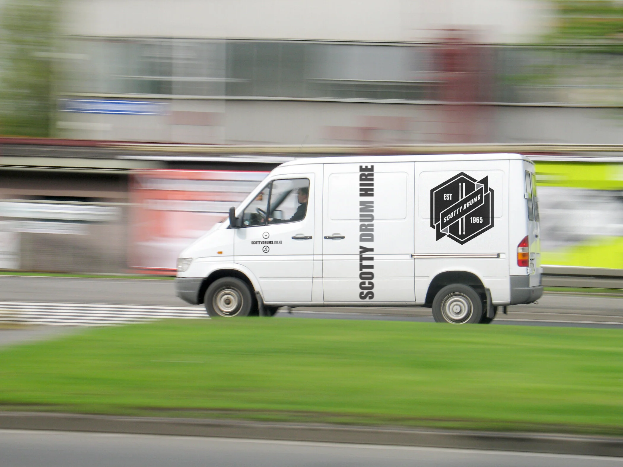 SD_VAN-90384562.jpg