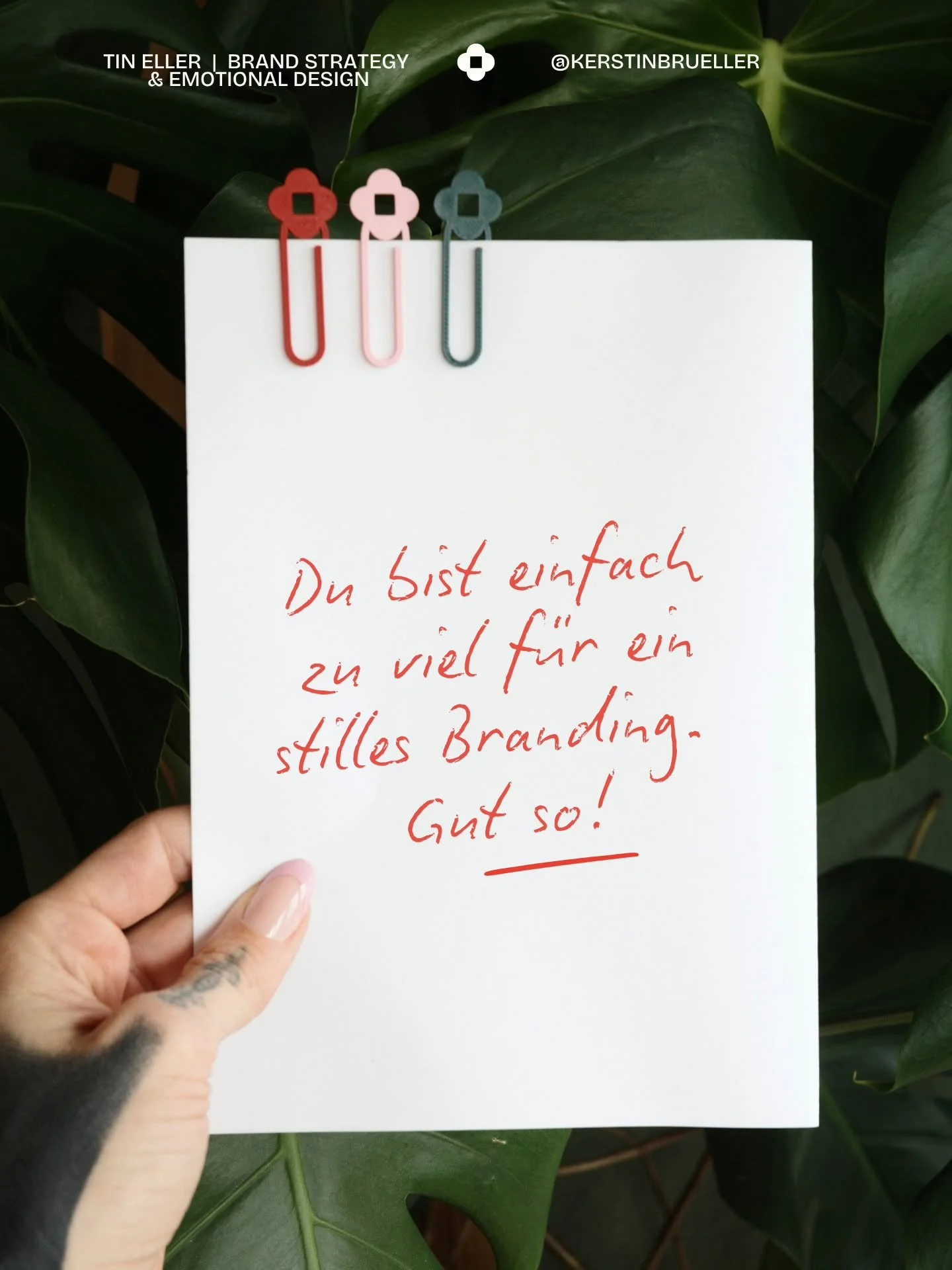 ✿ Branding h&auml;lt zusammen, wer du bist oder es tut es (noch) nicht.

Lange war Design f&uuml;r mich vor allem sch&ouml;n und das war okay. Aber irgendwann hat sch&ouml;n f&uuml;r mich nicht mehr gereicht. Nicht wenn du anf&auml;ngst dich kennenzu