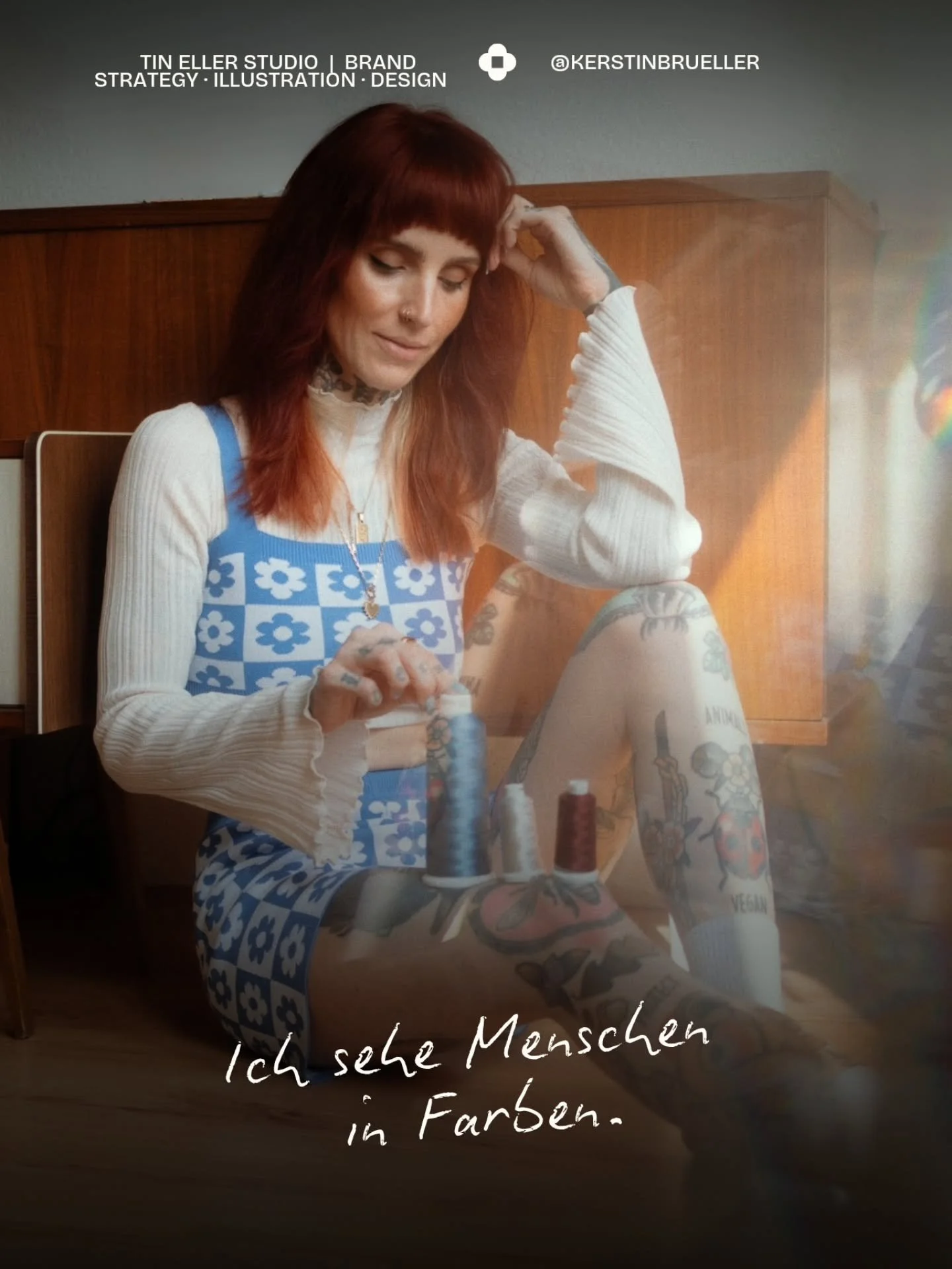 Vor Jahren hat mich jemand gefragt, wonach ich bei Branding-Farben gehe. Ich hab gesagt: Ich sehe Menschen in Farben. ✿ 

Damals war das ein Gef&uuml;hl. Es war eine Formulierung, die einfach gepasst hat. Ich hab  noch nicht gewusst, warum.

Heute we