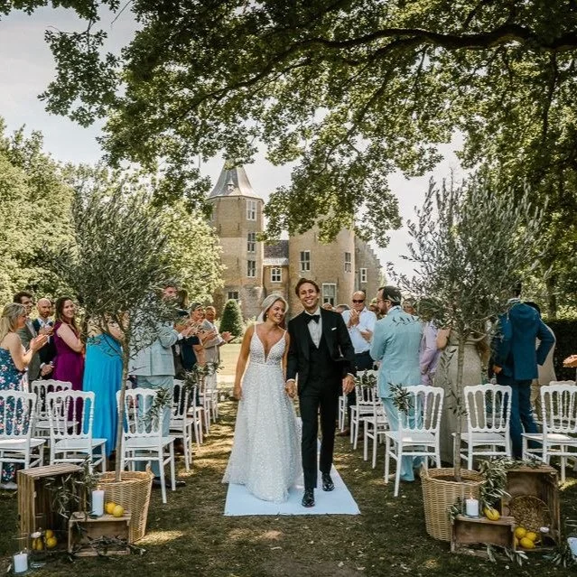 Nog eentje dan....😊
Ik schreef eerder al over deze prachtige dag van Femke & Thom. Want deze dag bracht mij direct naar Italië, de sfeer, de styling, de muziek, alles klopte. ❤️
Wat was dit genieten voor mij als babs. Mede dankzij de prac