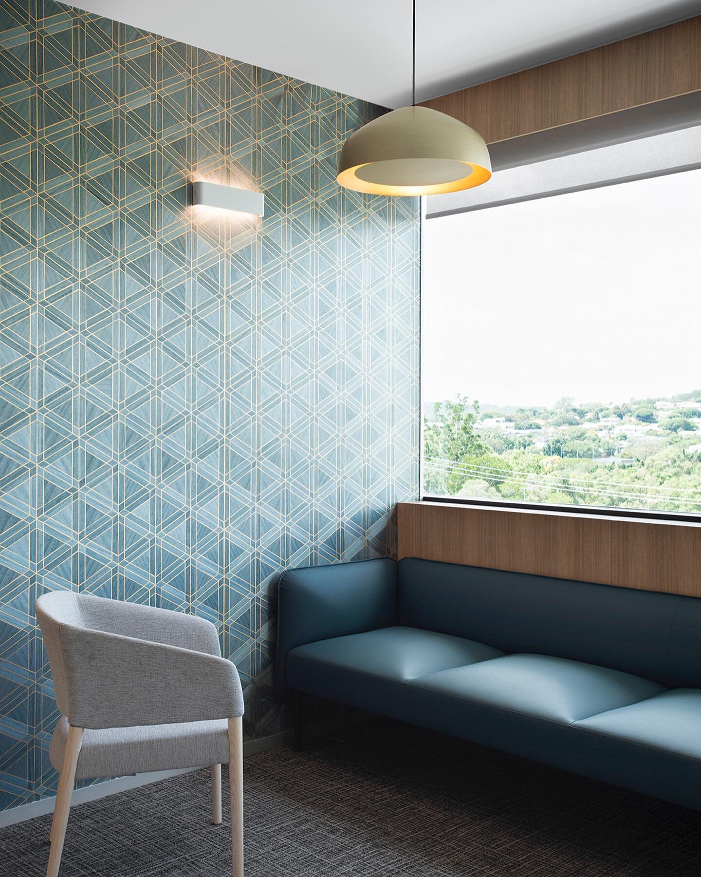 It&rsquo;s Friday! So we&rsquo;re back to posting inspiration for relaxation! Here&rsquo;s the waiting room in Dr. Yang&rsquo;s rooms. Providing a calm space for patients is critical for comfort and health, and it plays an important role in ensuring 