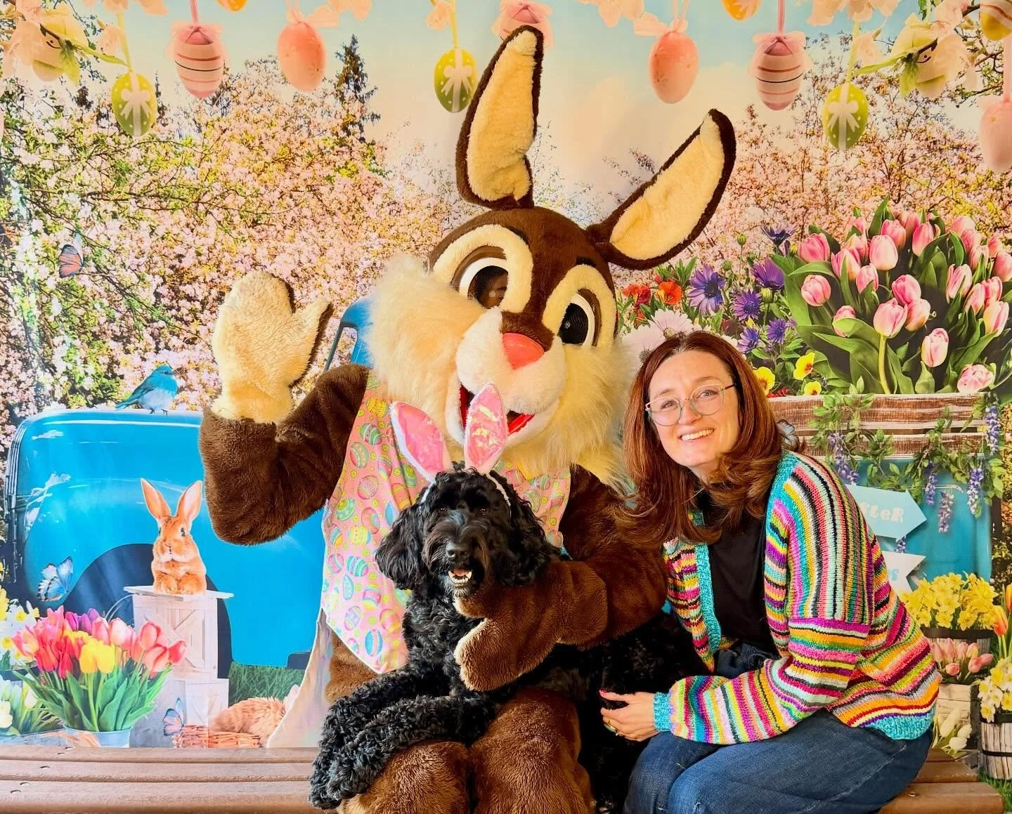 Hoppy Easter from my little rabbit and me!
 
@omahadogbar