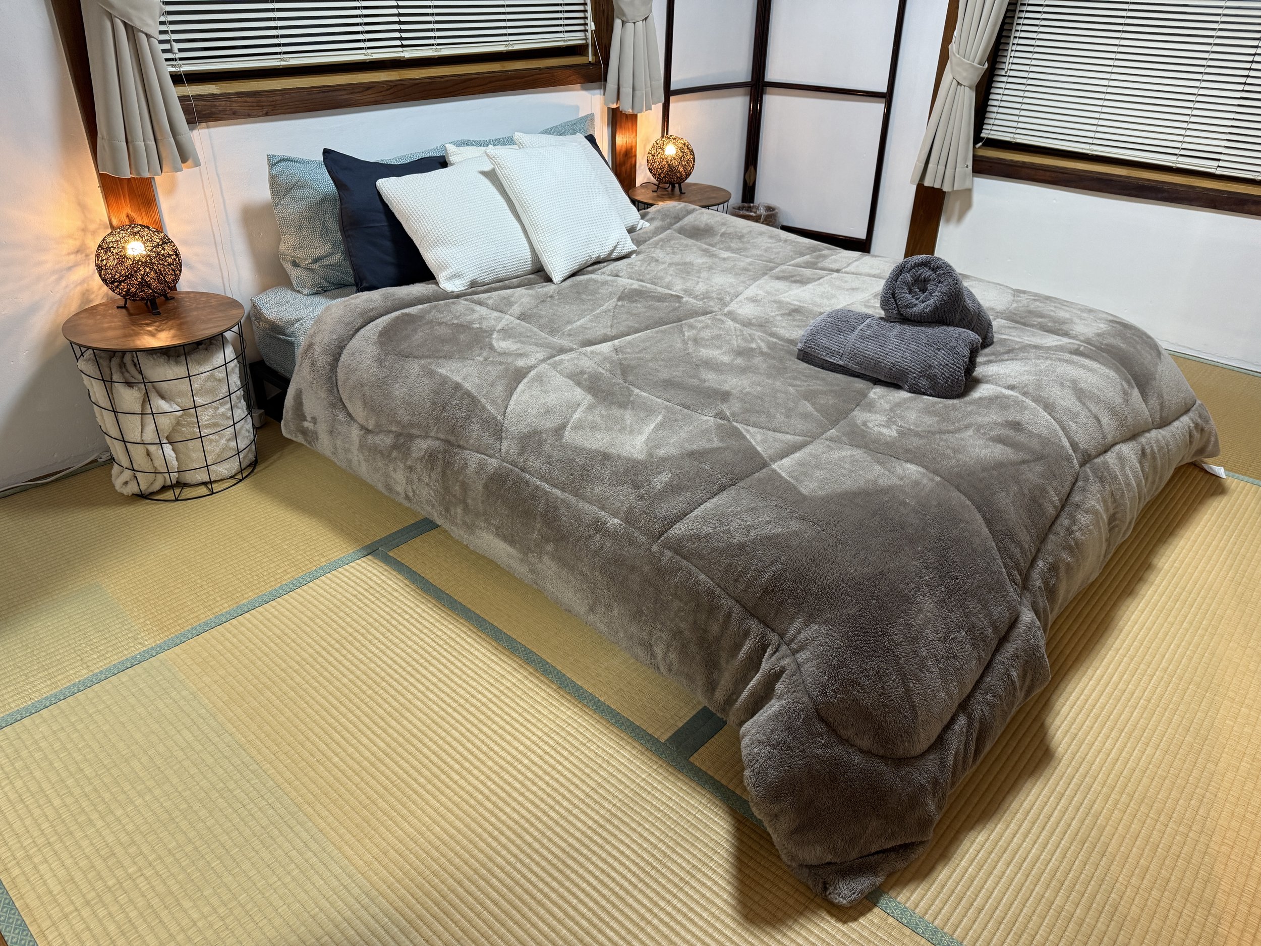 Upstairs double bedroom