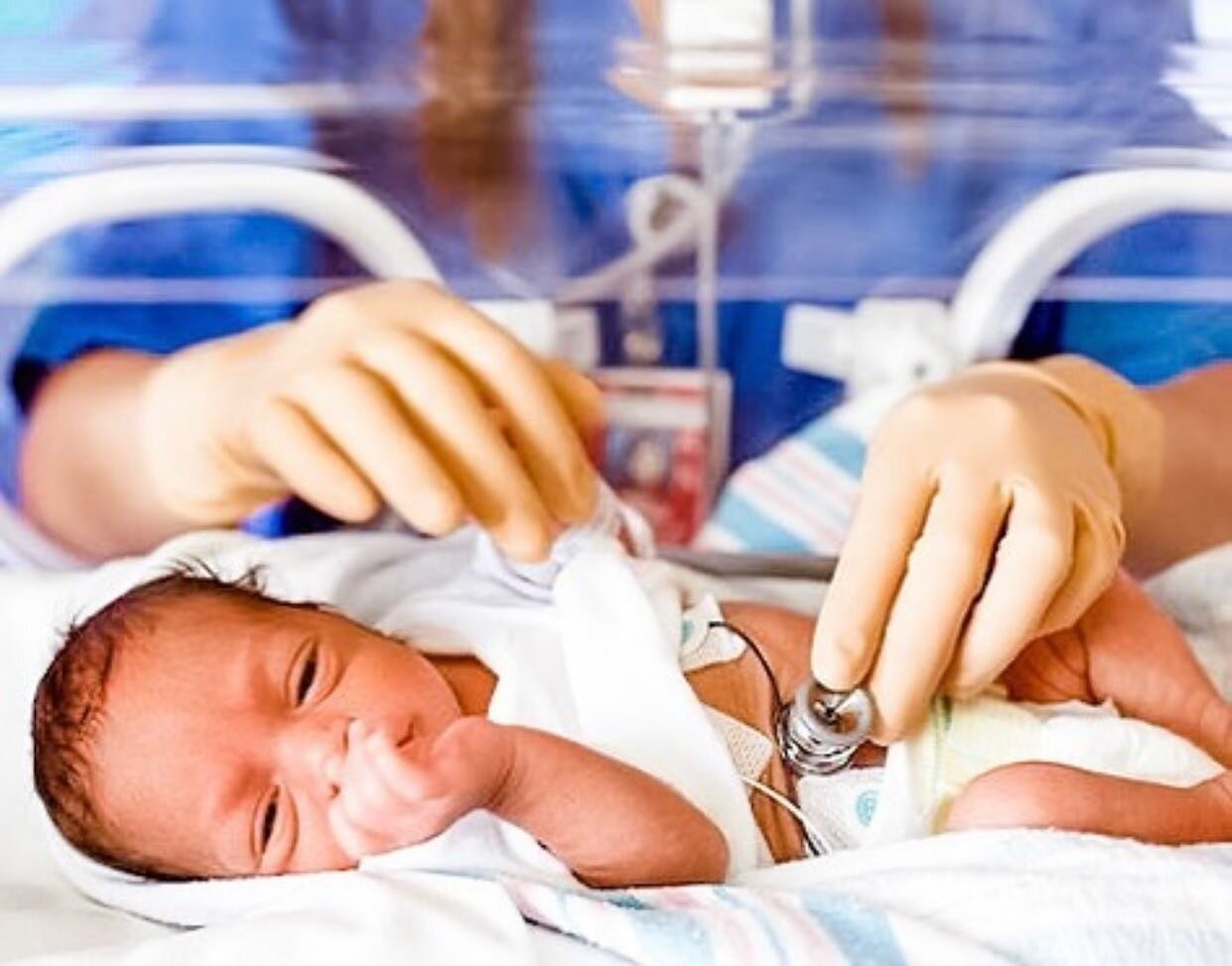 ✨ PROS &amp; CONS OF NICU NURSING ✨

The job of a NICU nurse is so rewarding and unlike any other. You get to help families through quite possibly the hardest time in their lives and witness the progress and growth from start to finish of not just th