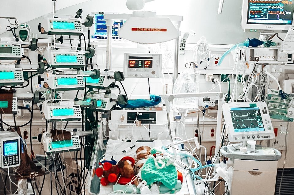 I am perfectly fine, but that&rsquo;s not true for everyone in healthcare. Frontline workers still continue to be at high risk of exposure to the virus, just by the nature of their jobs. 🏥🦠 In general, the majority of NICU nurses are not taking car