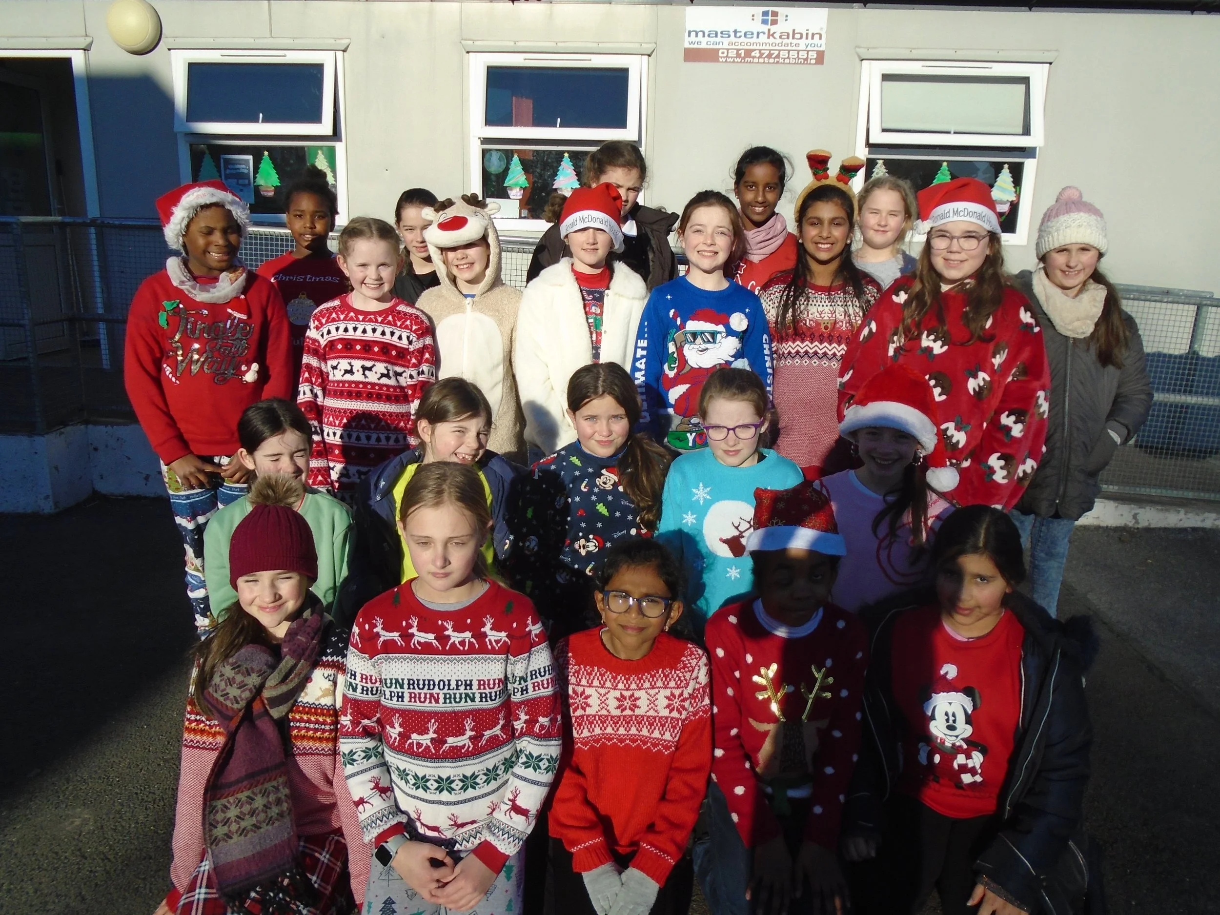 Rang 4 - Children's Health Foundation Jumper Day