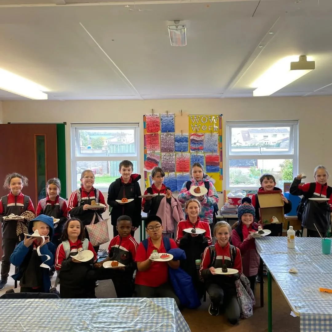The first term of Art Club went down a treat! From clay sculptures, spooky skeletons, 3D snowmen and lasagne mosaics, so much fun was had ✨🎨🖌️
See you all again for more art and creativity after the Christmas break!
