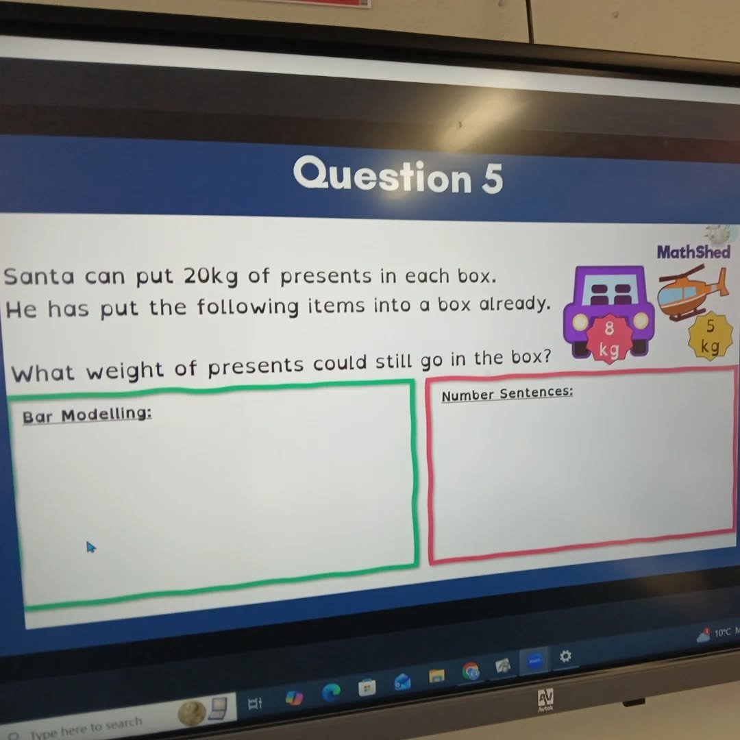 1st and 2nd class took part in a Christmas Maths Quiz today, run by @mathschats in @traleeesc. There was so much festive fun had, finished off with a live Snowman race! 🎅 ⛄️ Can you answer any of these questions?