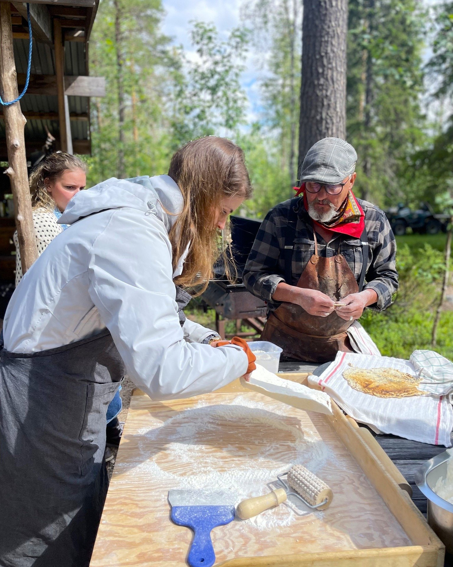 Make, Bake and Taste is back! 🔥🥖😉

One of our most loved summer experiences returns for 2025 &ndash; and we&rsquo;re so ready to roll up our sleeves again! 

Set in an old reindeer corral, surrounded by forest and fire, this is where S&aacute;mi t