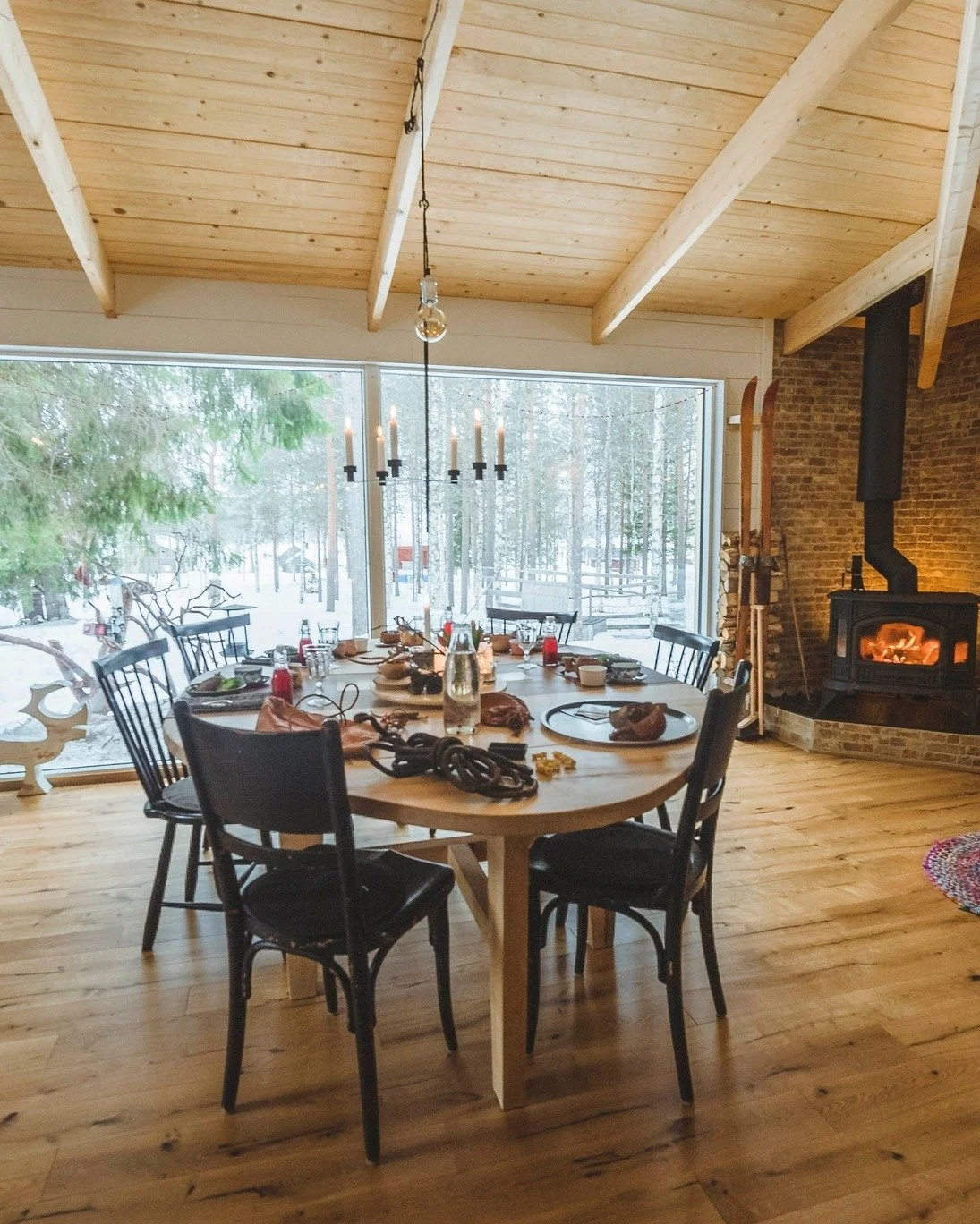 Inside the Huuva Guestaurant, the table is set and the fire is always burning. Outside, the Arctic forest rests in silence. Inside, stories are shared 🏡🔥

Here, meals are more than just food. They are moments - shaped by the land, the seasons, and 
