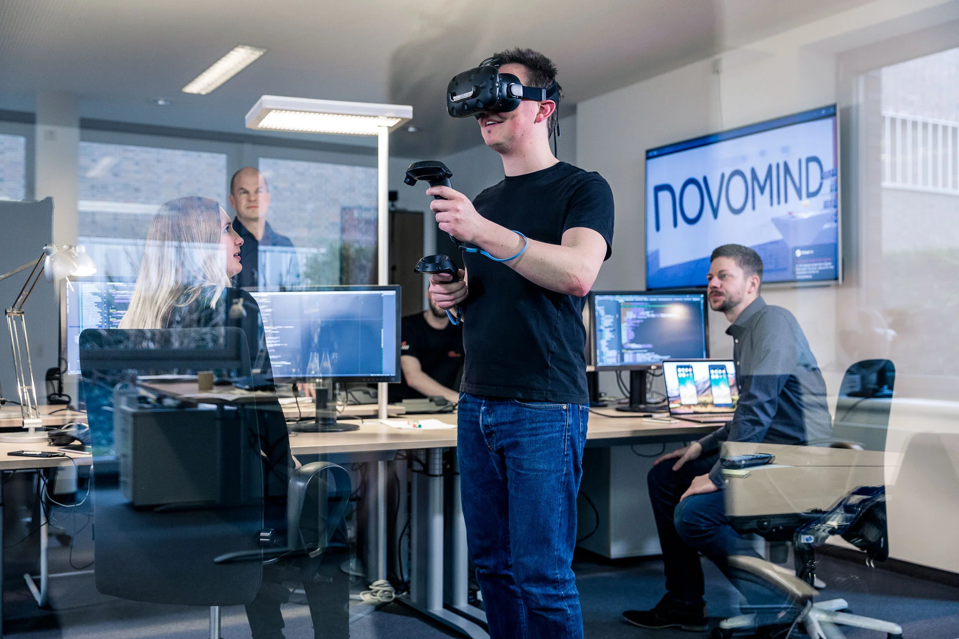 novomind_Teamwork_HEADER_novomind-angepasst.jpg
