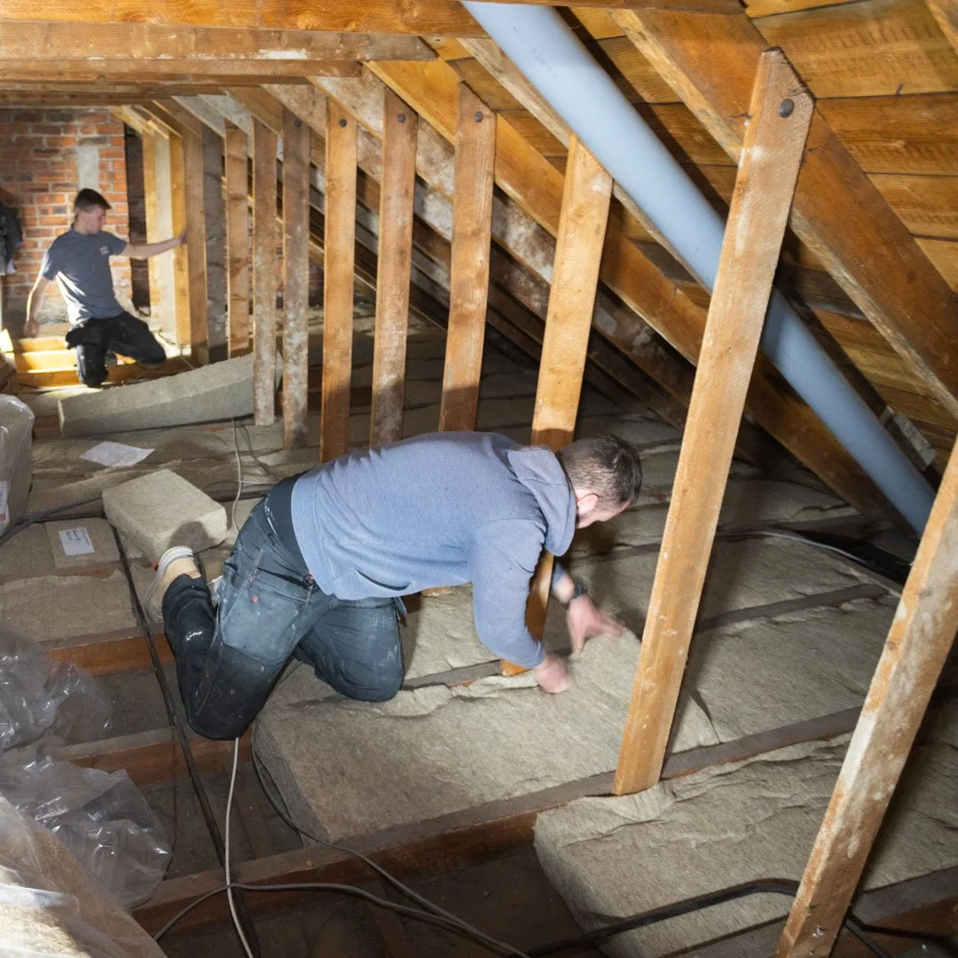 20210409 Batts-Being-Installed SQUARE 6375m.jpg