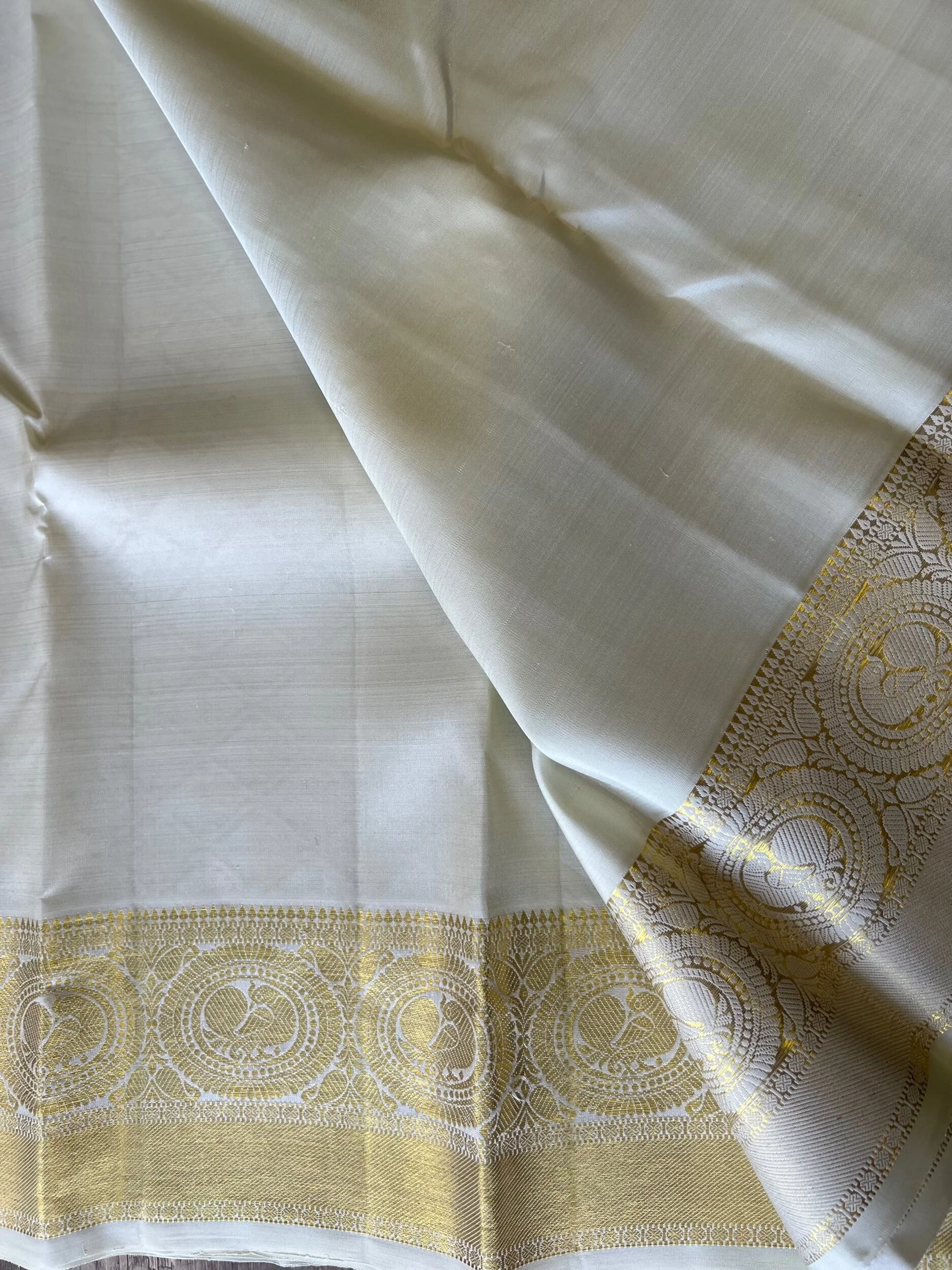 81BCBA62-A165-419C-901E-28E4AAEE3AE9