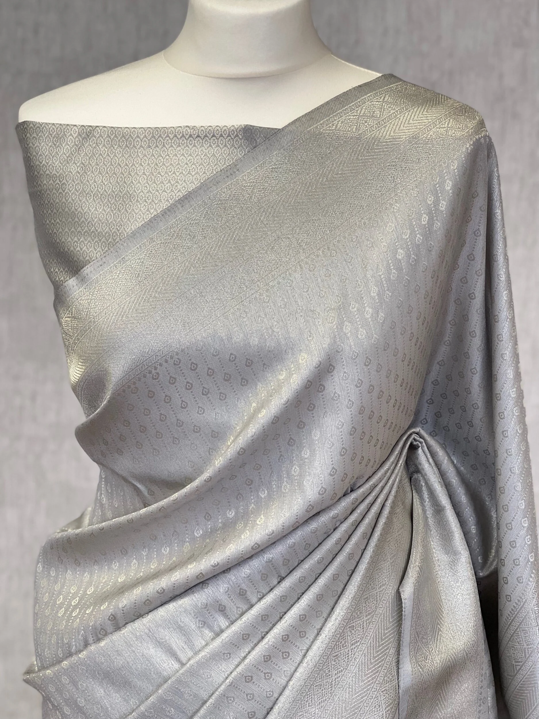 2F0BA729-C453-42F4-9A05-1A899D0E8132