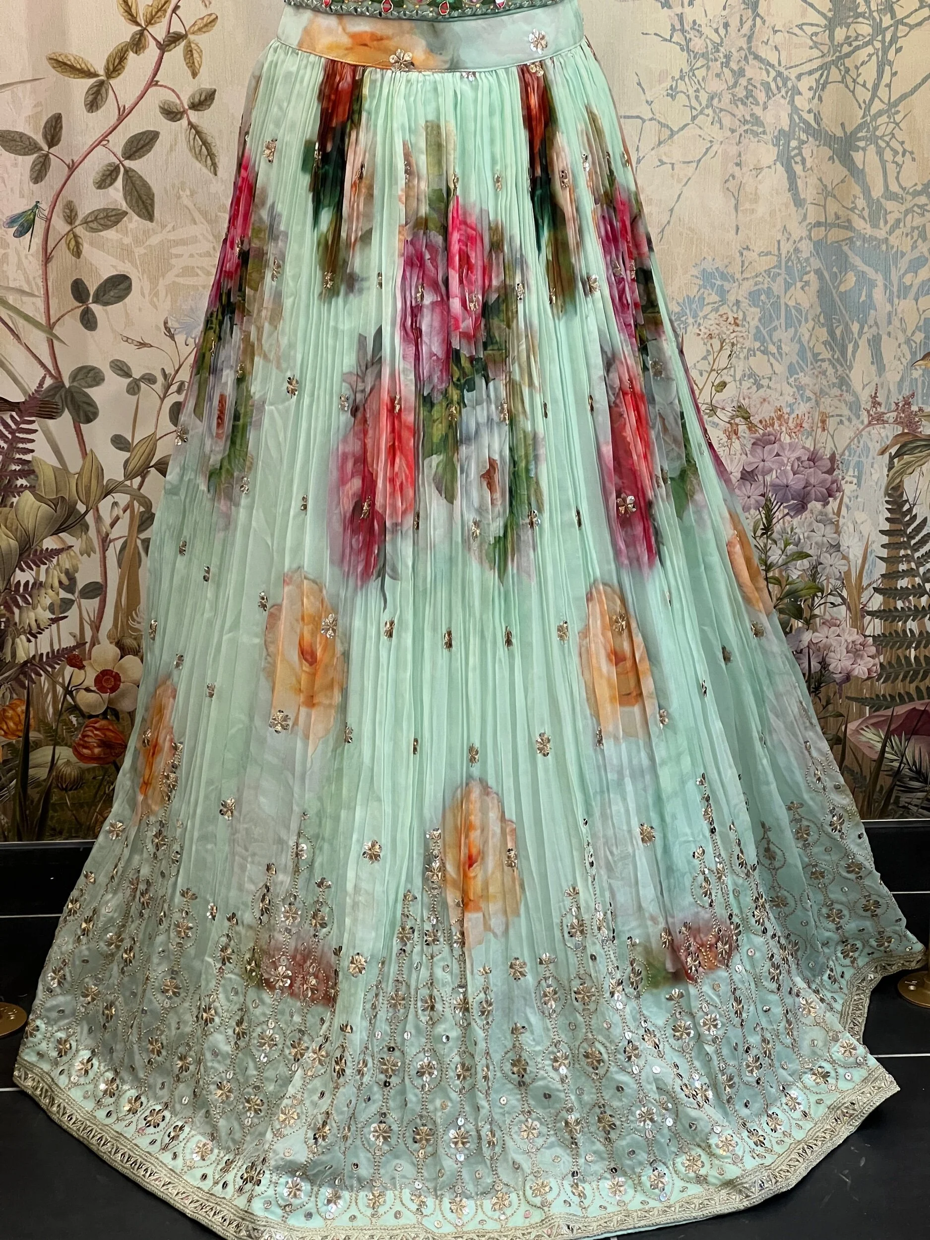 2A2DB596-896F-4F06-AF1E-48FDA2502B71