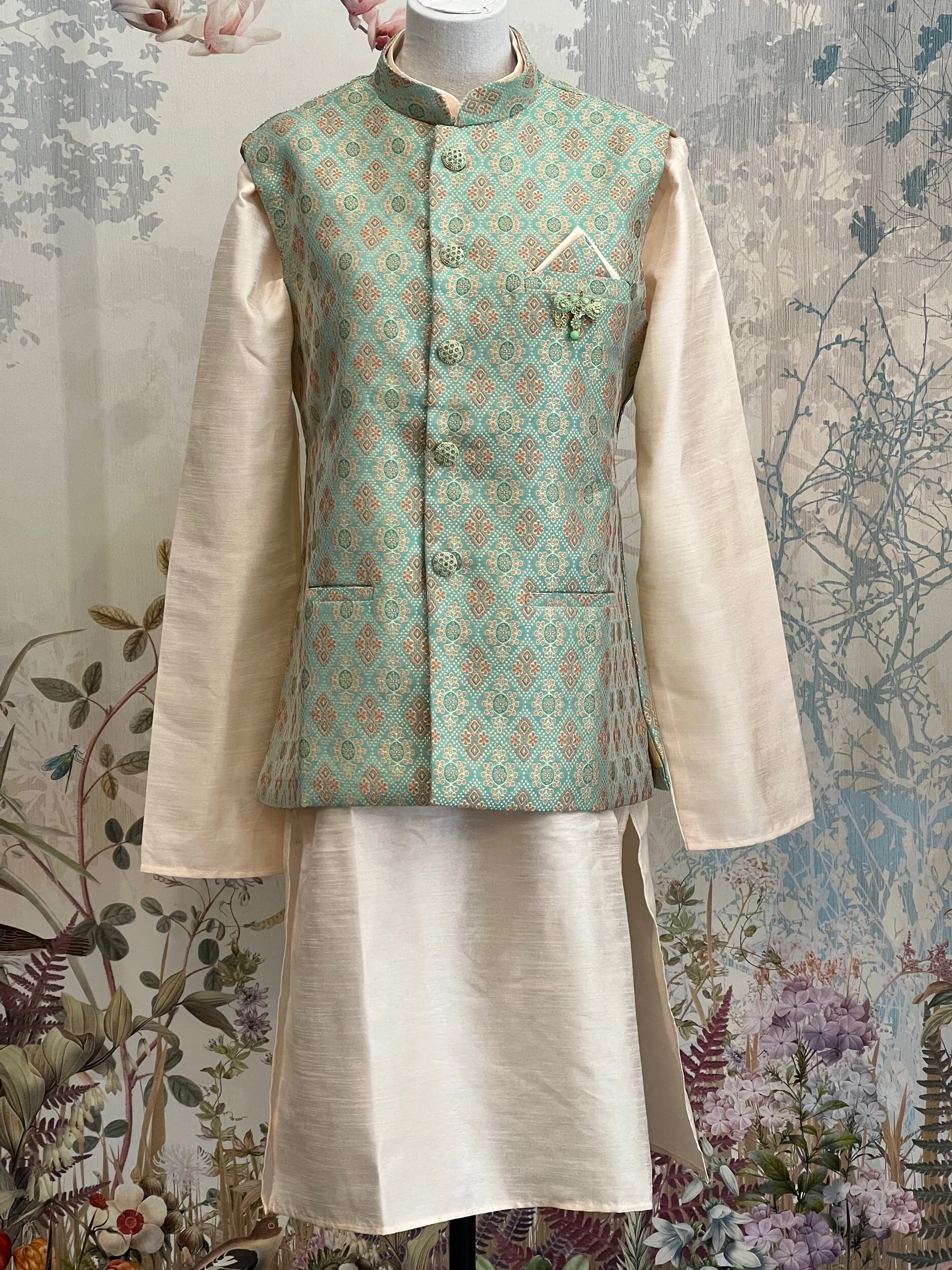 85EE5B0B-54FB-4292-AF70-01BA64D2E798