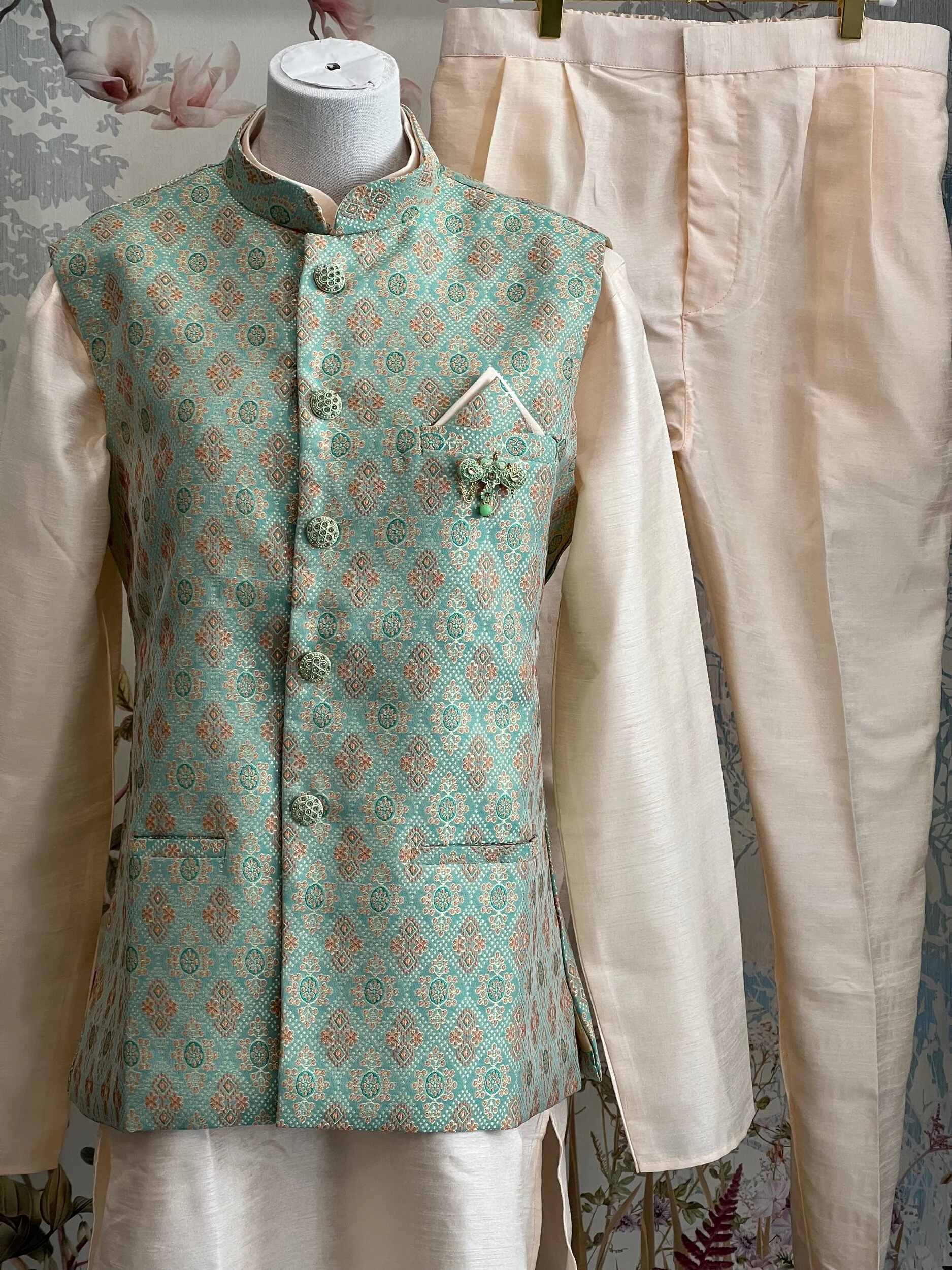 6855F0D1-064C-4E12-AAA1-C05E0EA35E9A