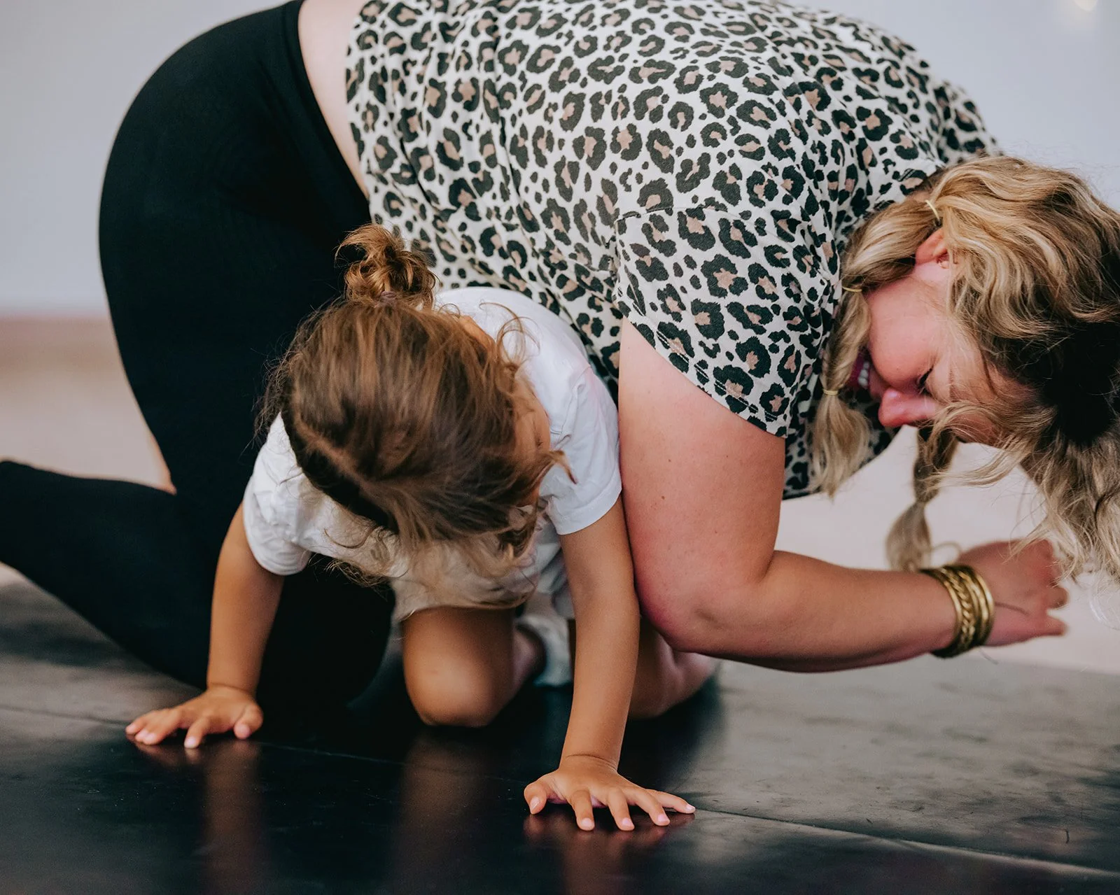 zoewittering-flowenluberon-kidsyoga-2245.jpg
