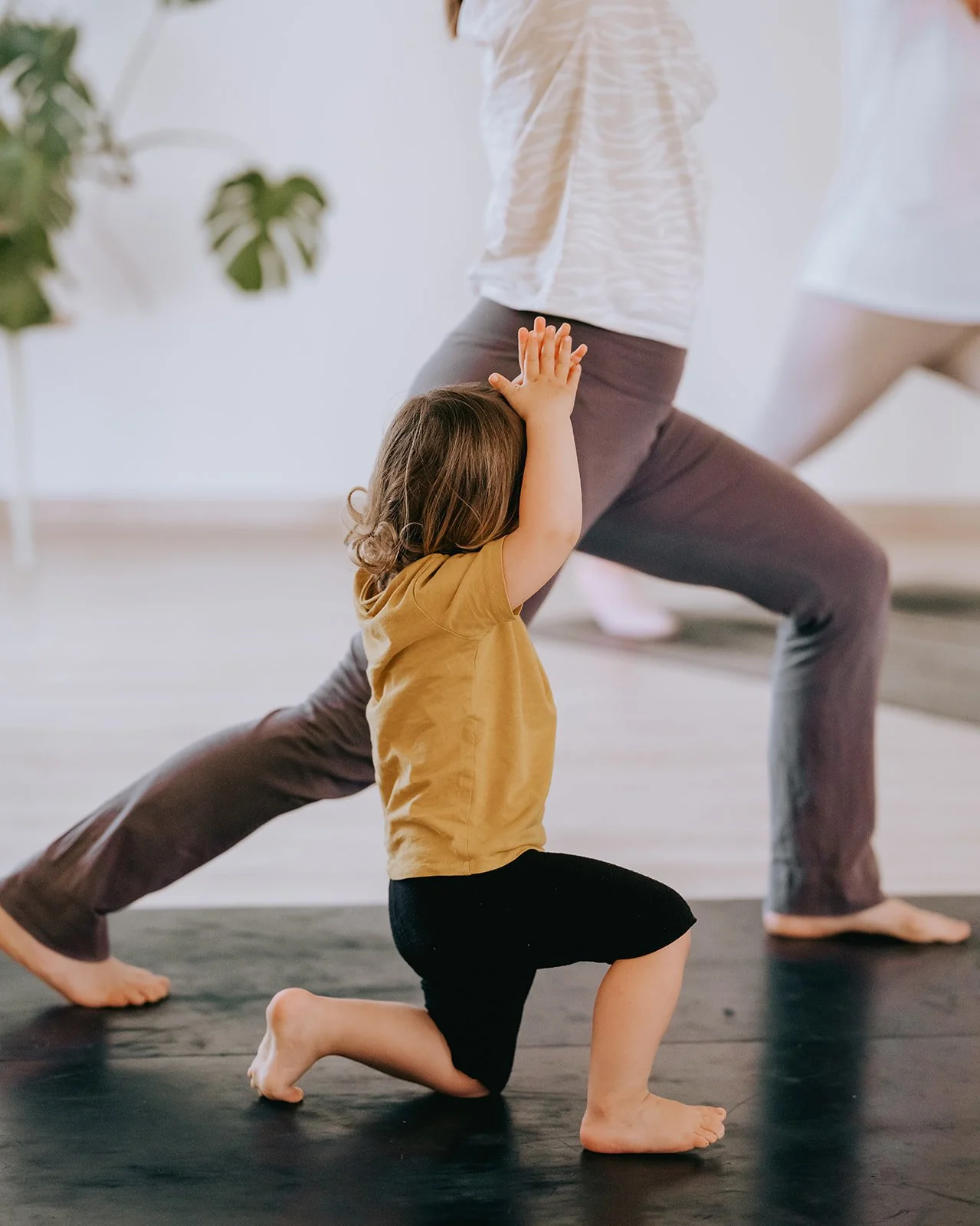 zoewittering-flowenluberon-kidsyoga-2287.jpg