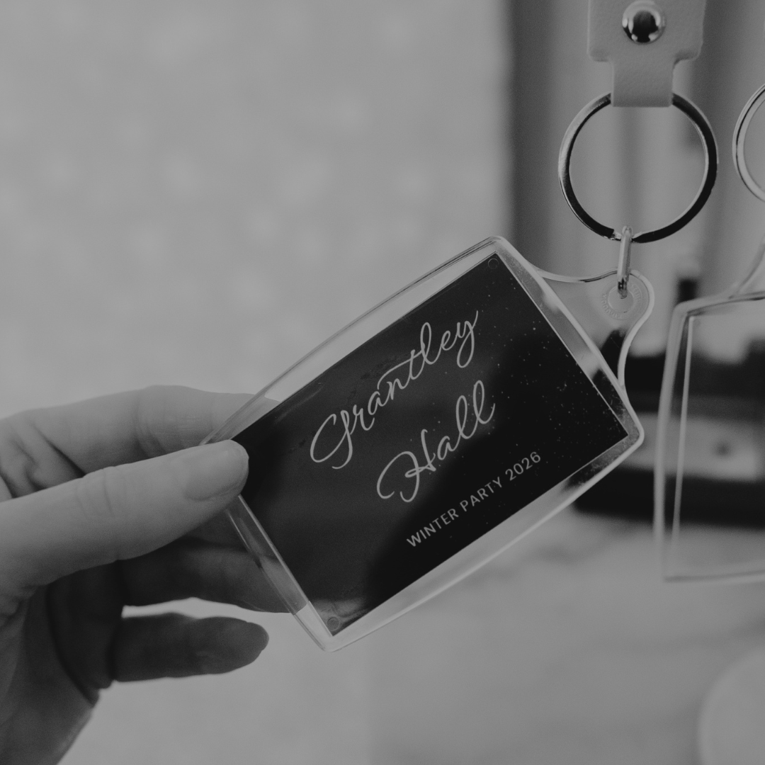 personalised keyring wedding favours2.png
