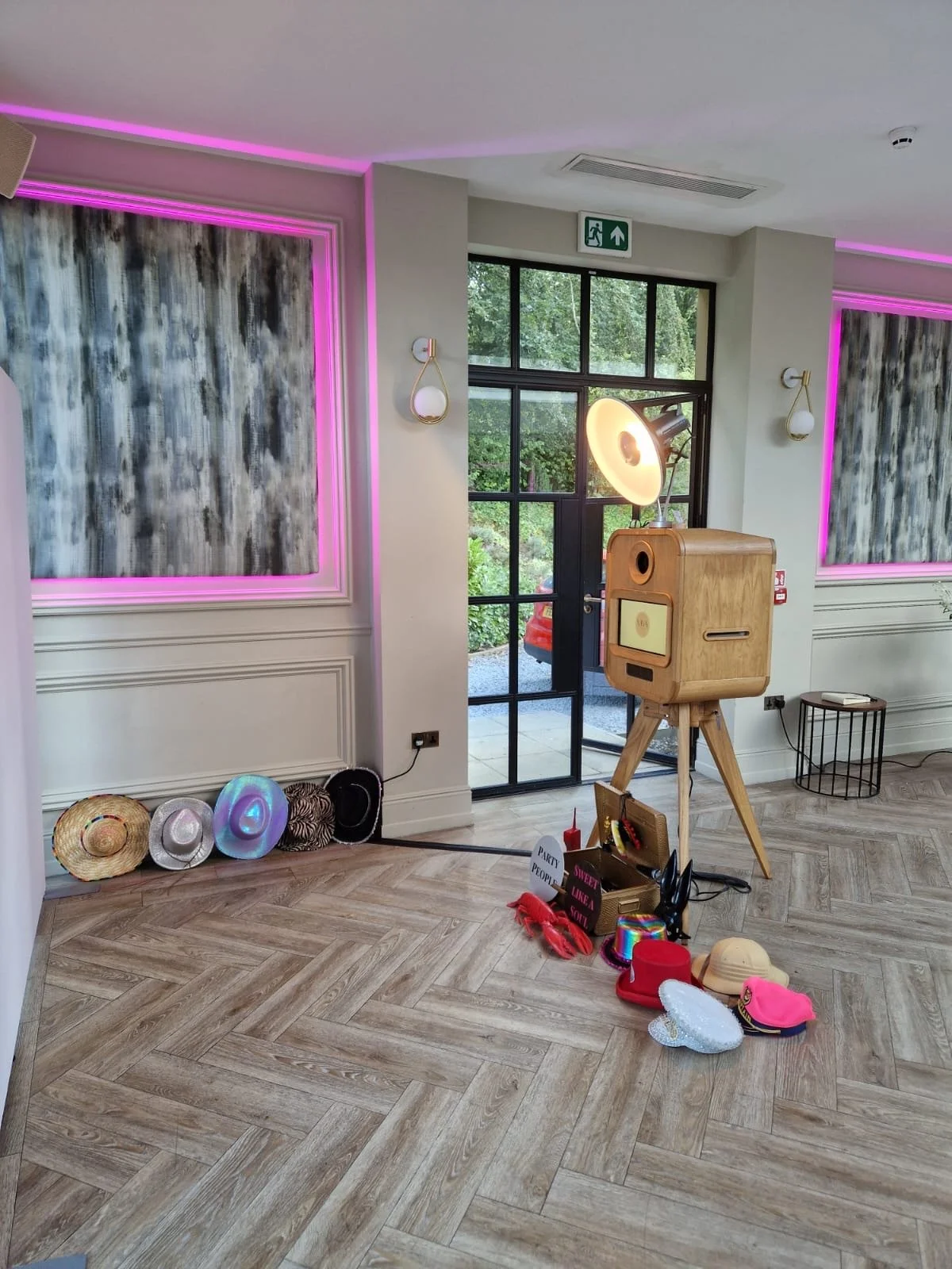 Woodlands Photo Booth Hire 2.JPG